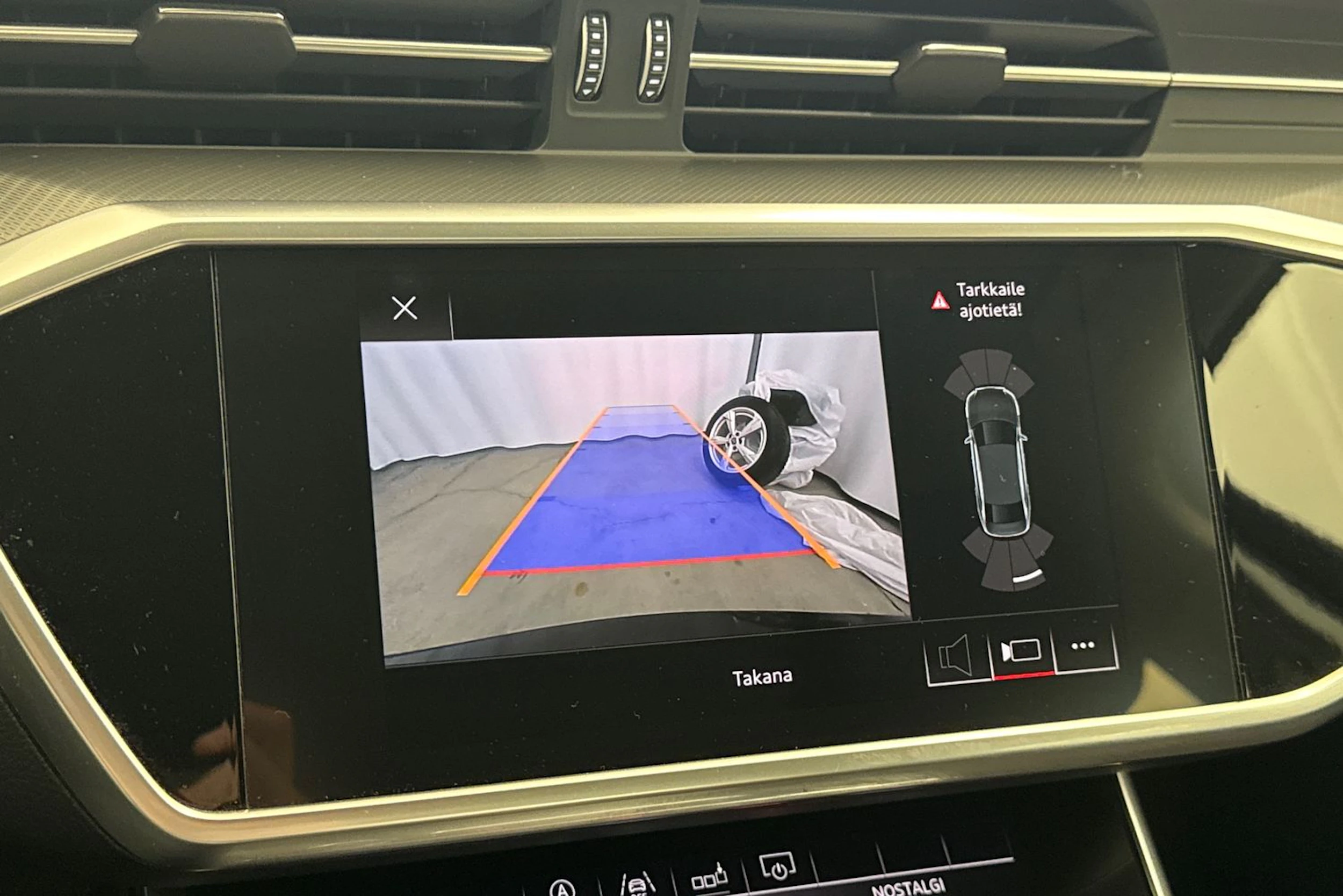 met. sininen Audi A6 2019 kuva 17.