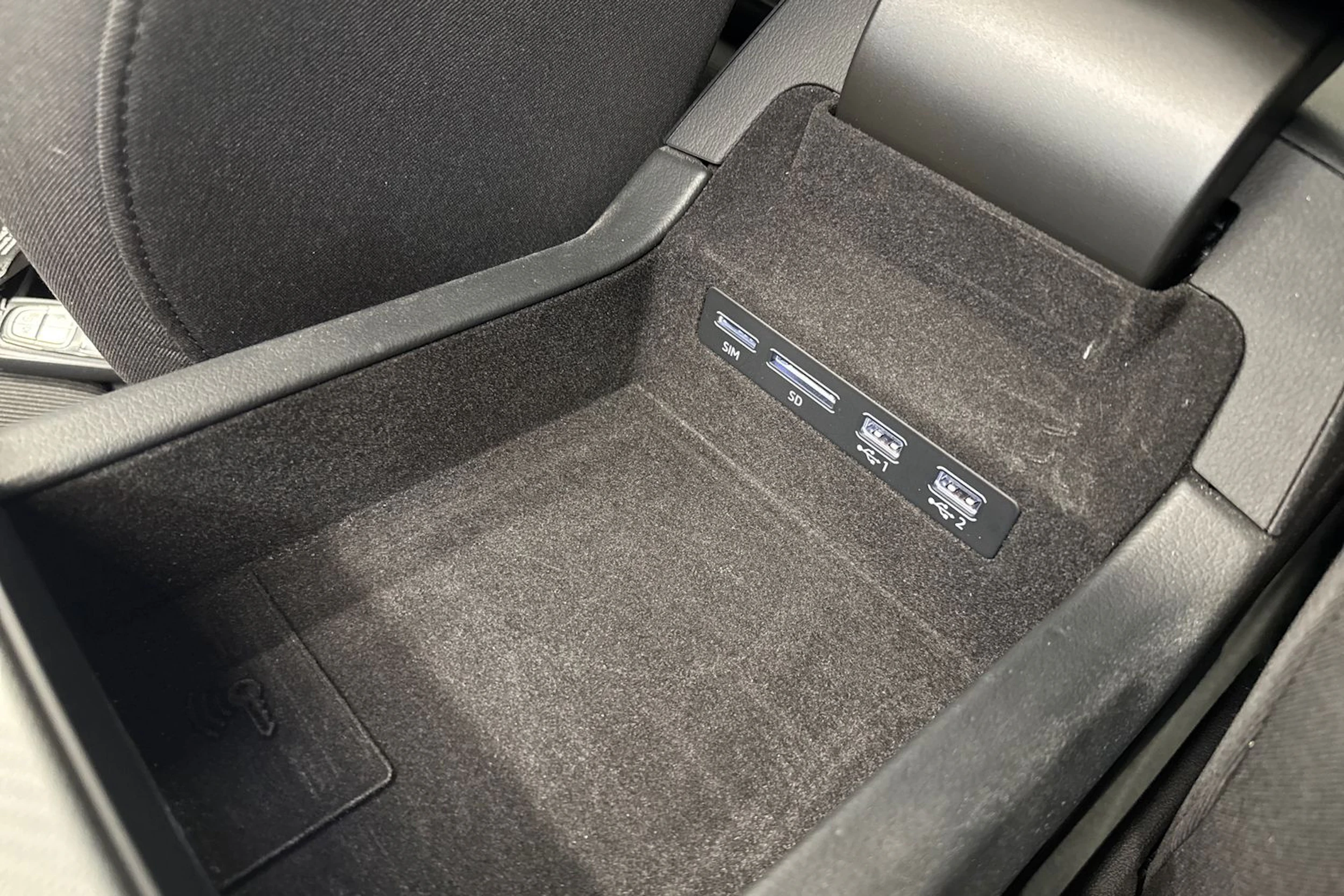 met. sininen Audi A6 2019 kuva 20.