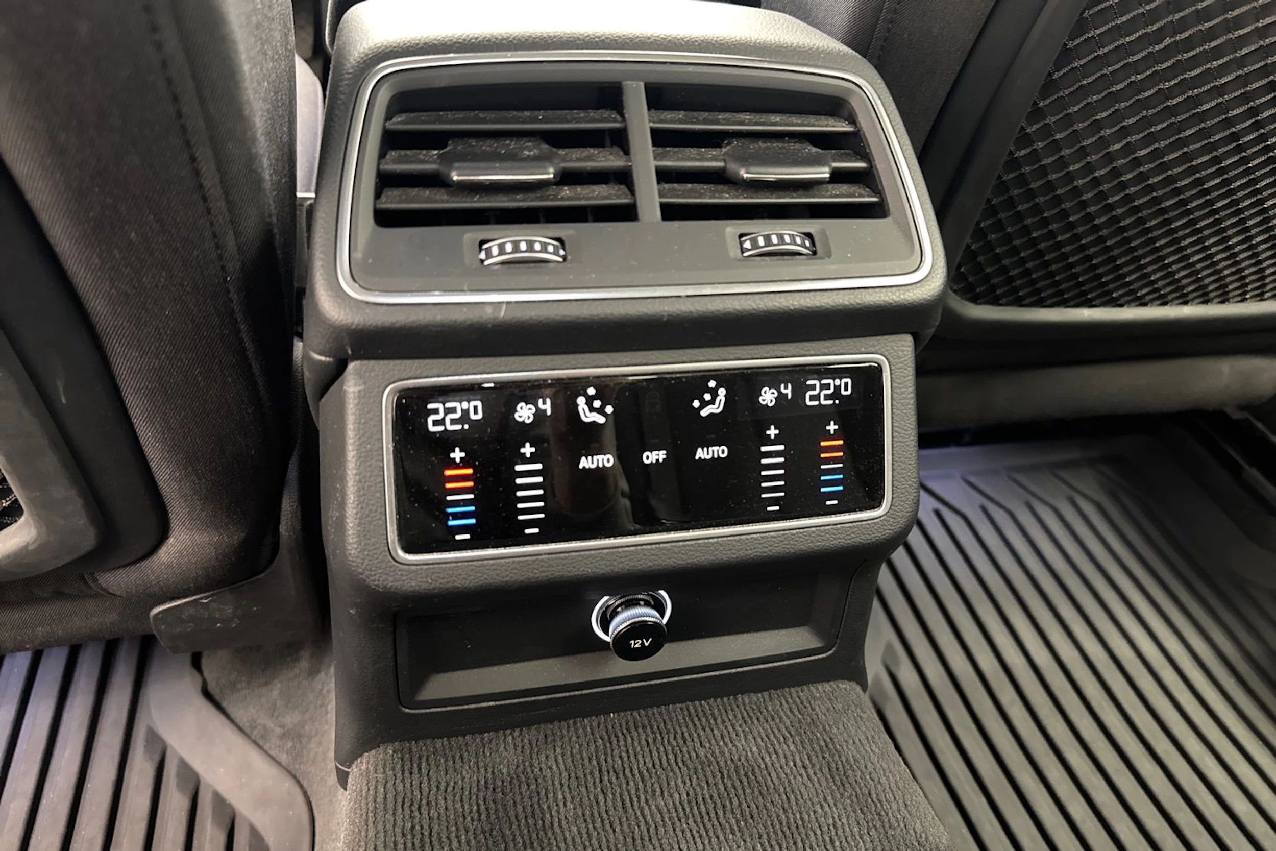 met. sininen Audi A6 2019 kuva 21.