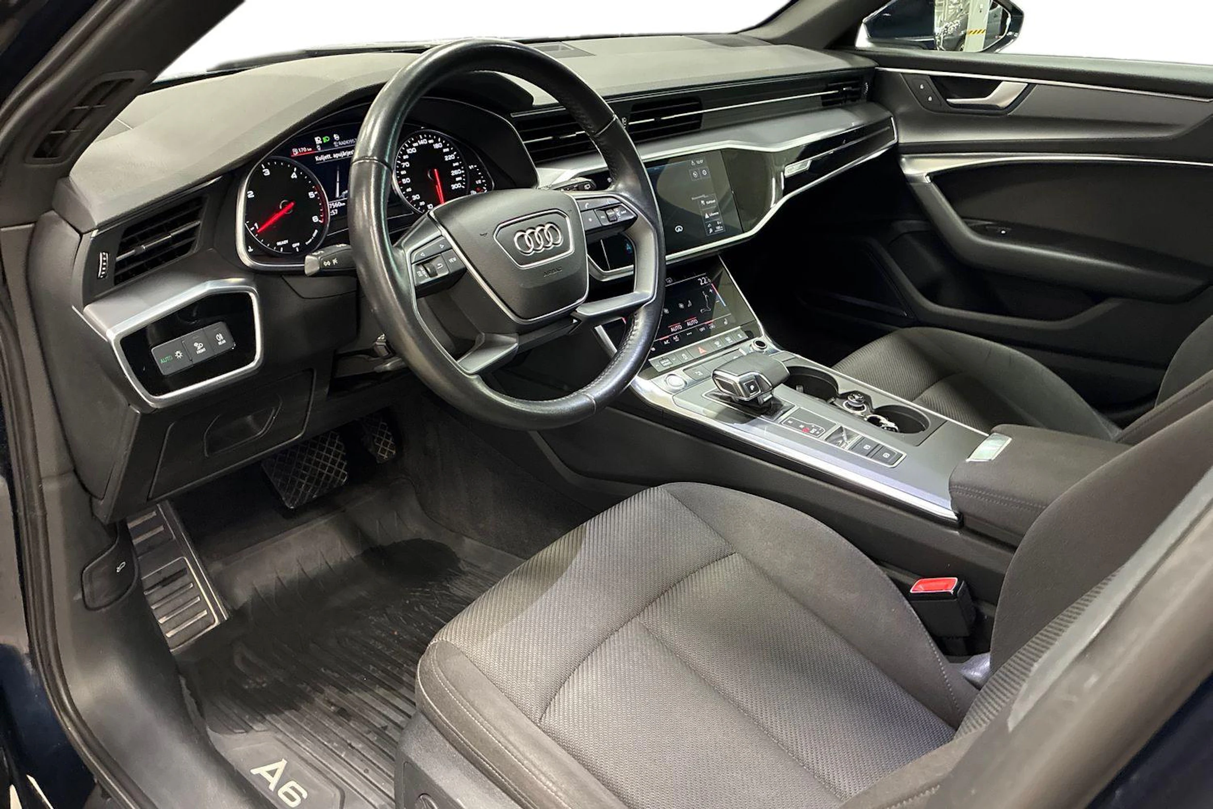 met. sininen Audi A6 2019 kuva 6.