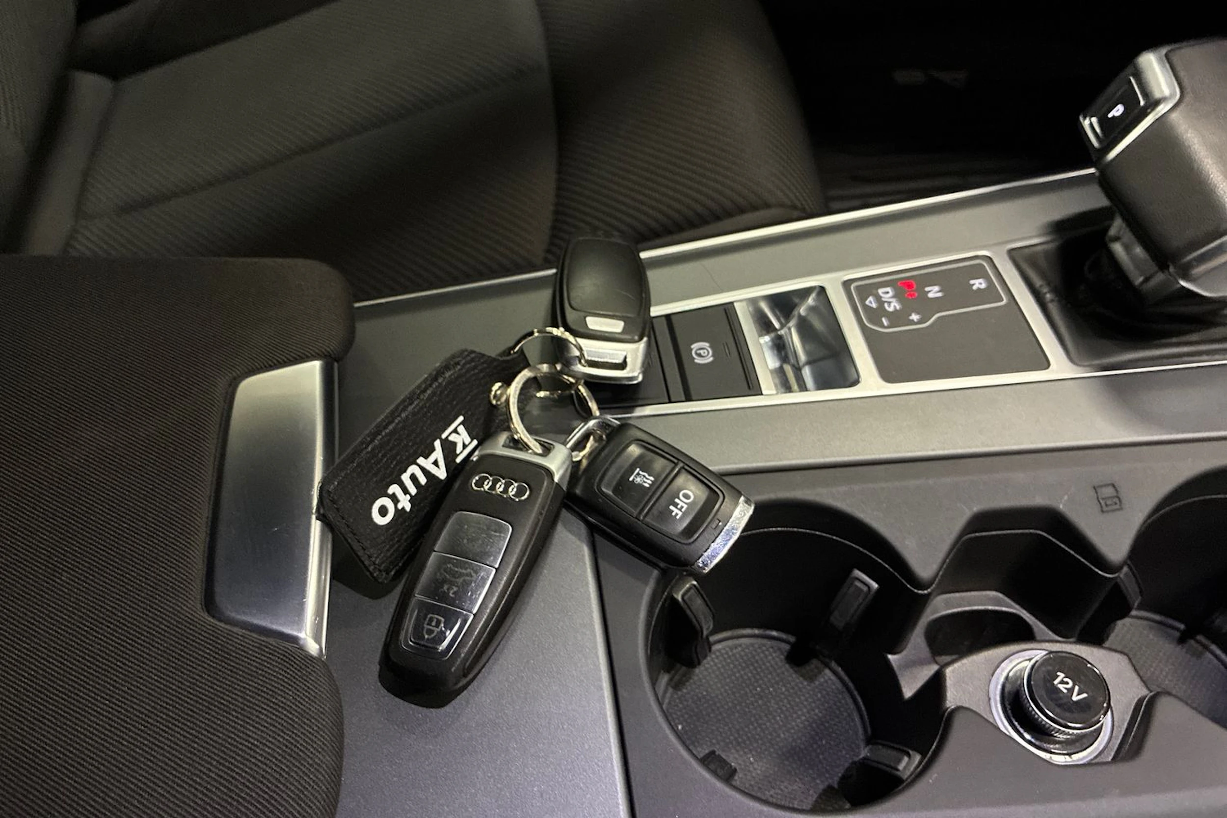 met. sininen Audi A6 2019 kuva 31.