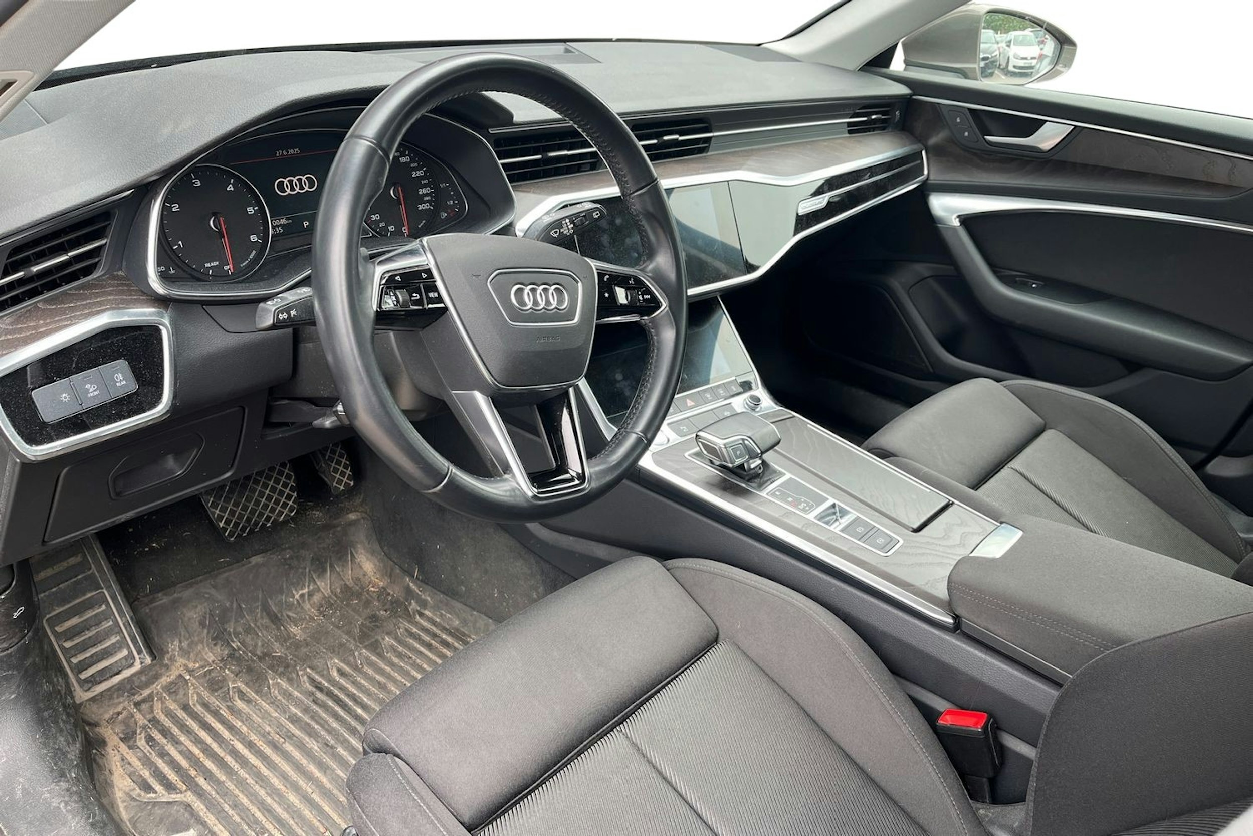Ruskea (beige) Audi A6 2019 kuva 3.