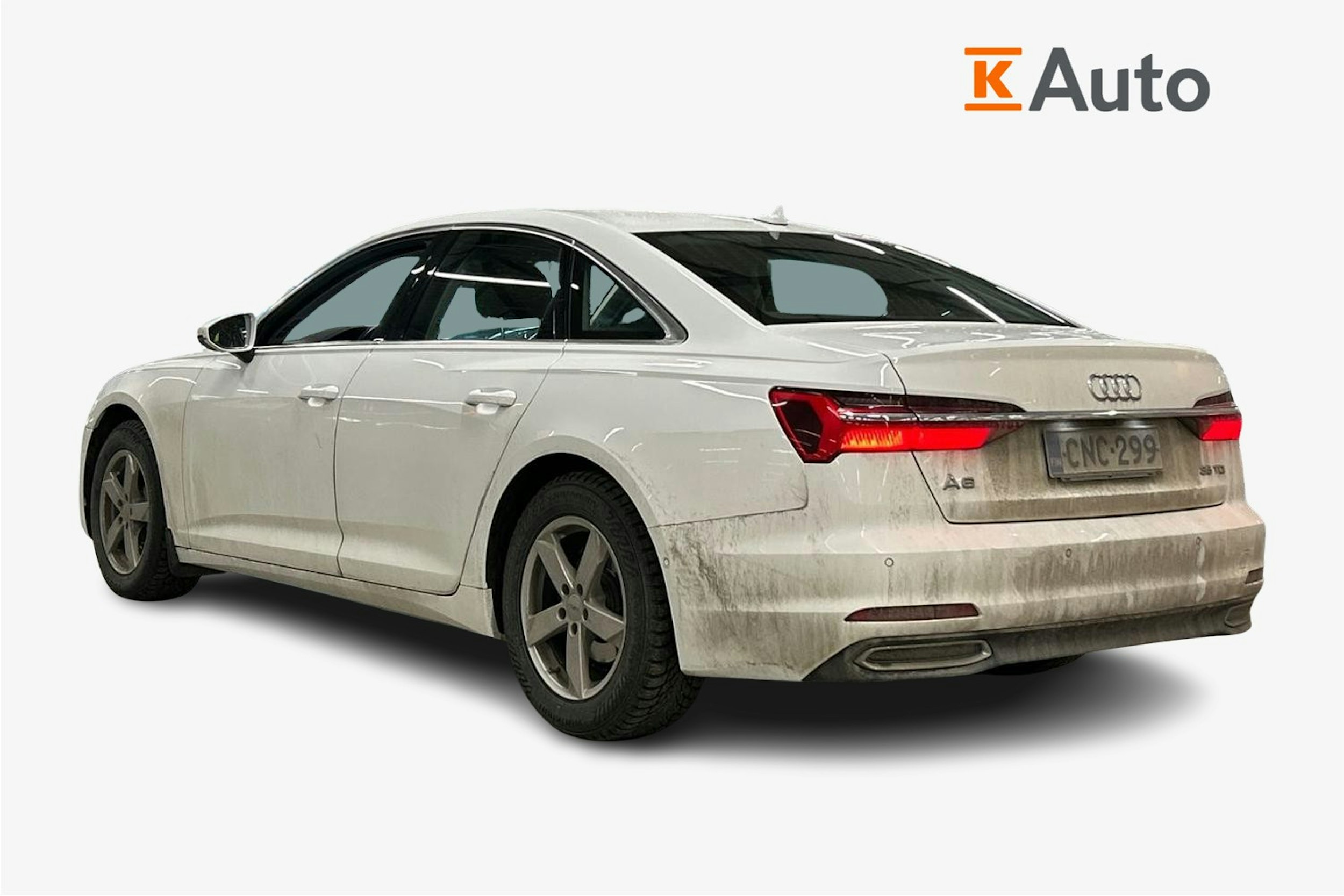 valkoinen Audi A6 2019 kuva 2.