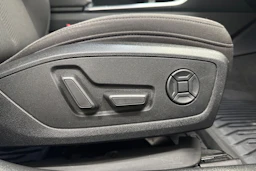 valkoinen Audi A6 2019 kuva 12.