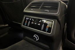 valkoinen Audi A6 2019 kuva 13.