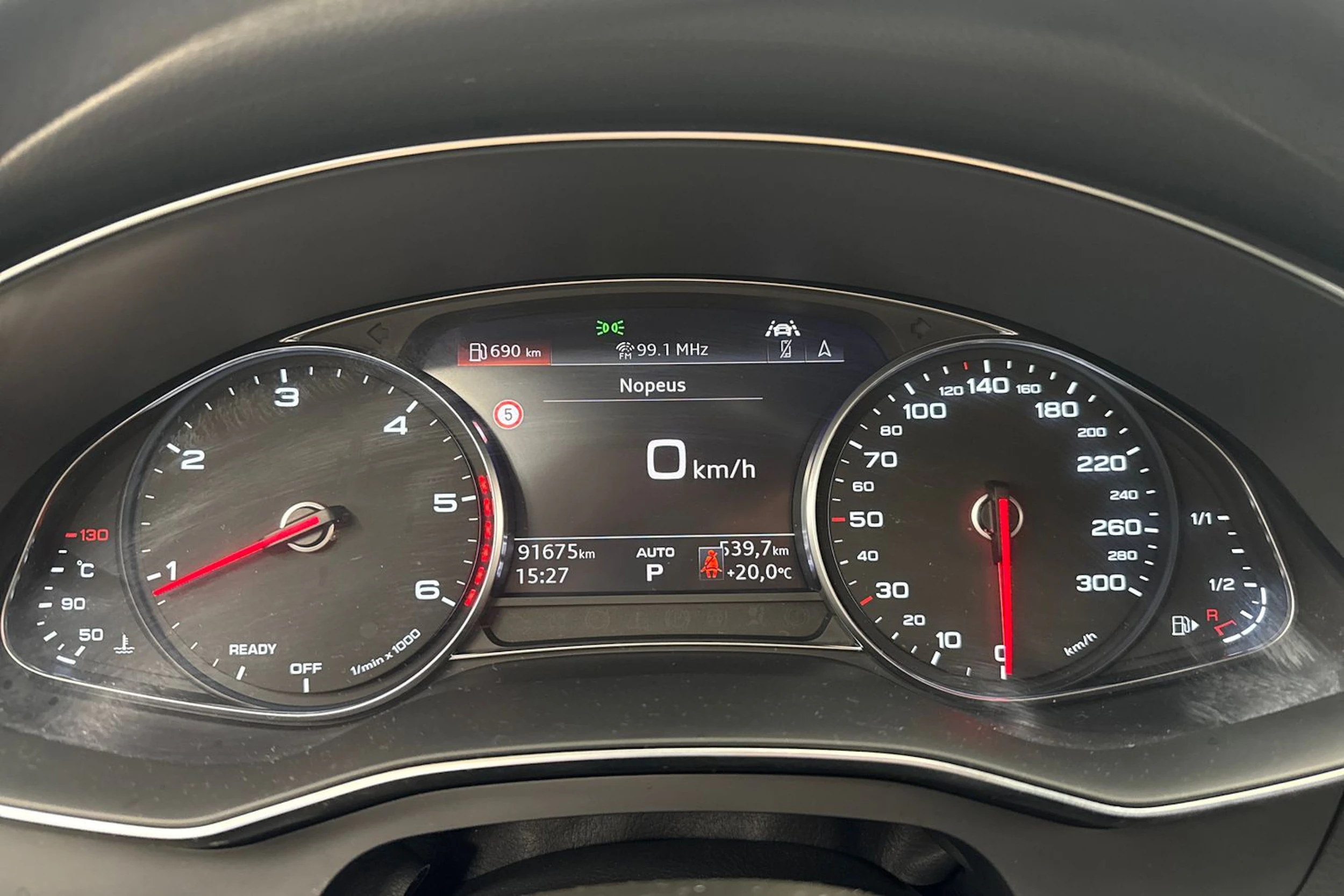 valkoinen Audi A6 2019 kuva 20.