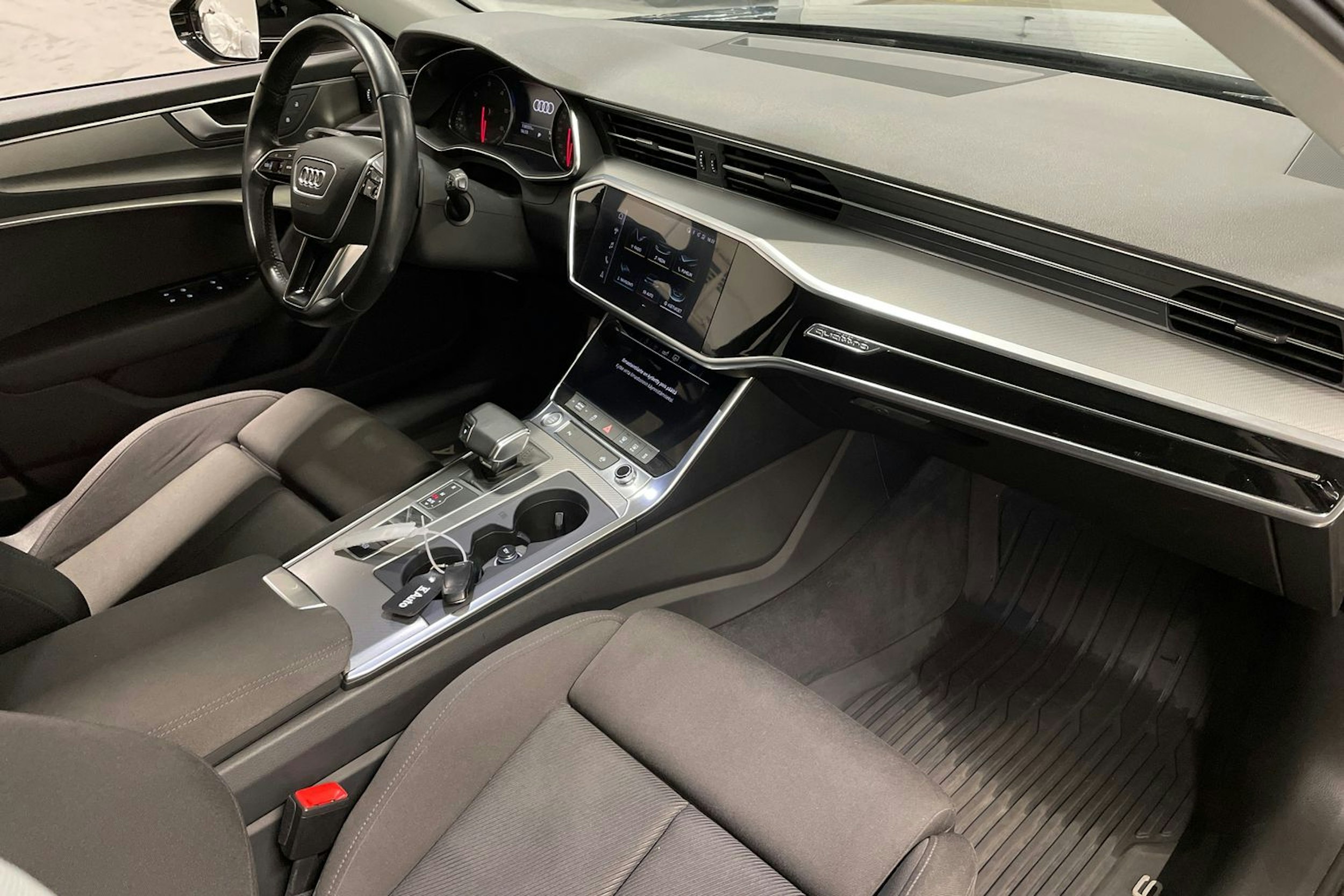 Musta Audi A6 2019 kuva 30.
