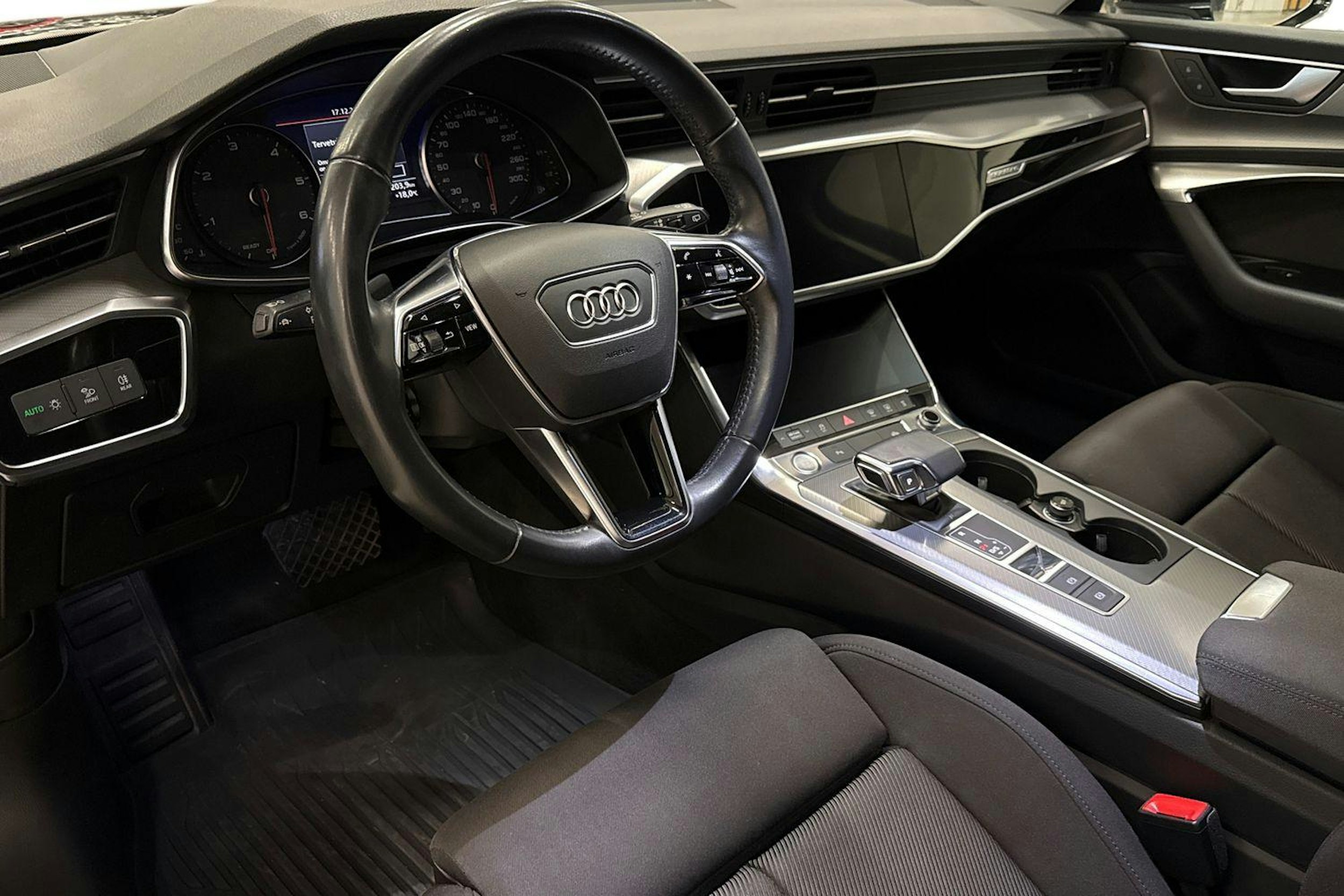 musta Audi A6 2019 kuva 7.