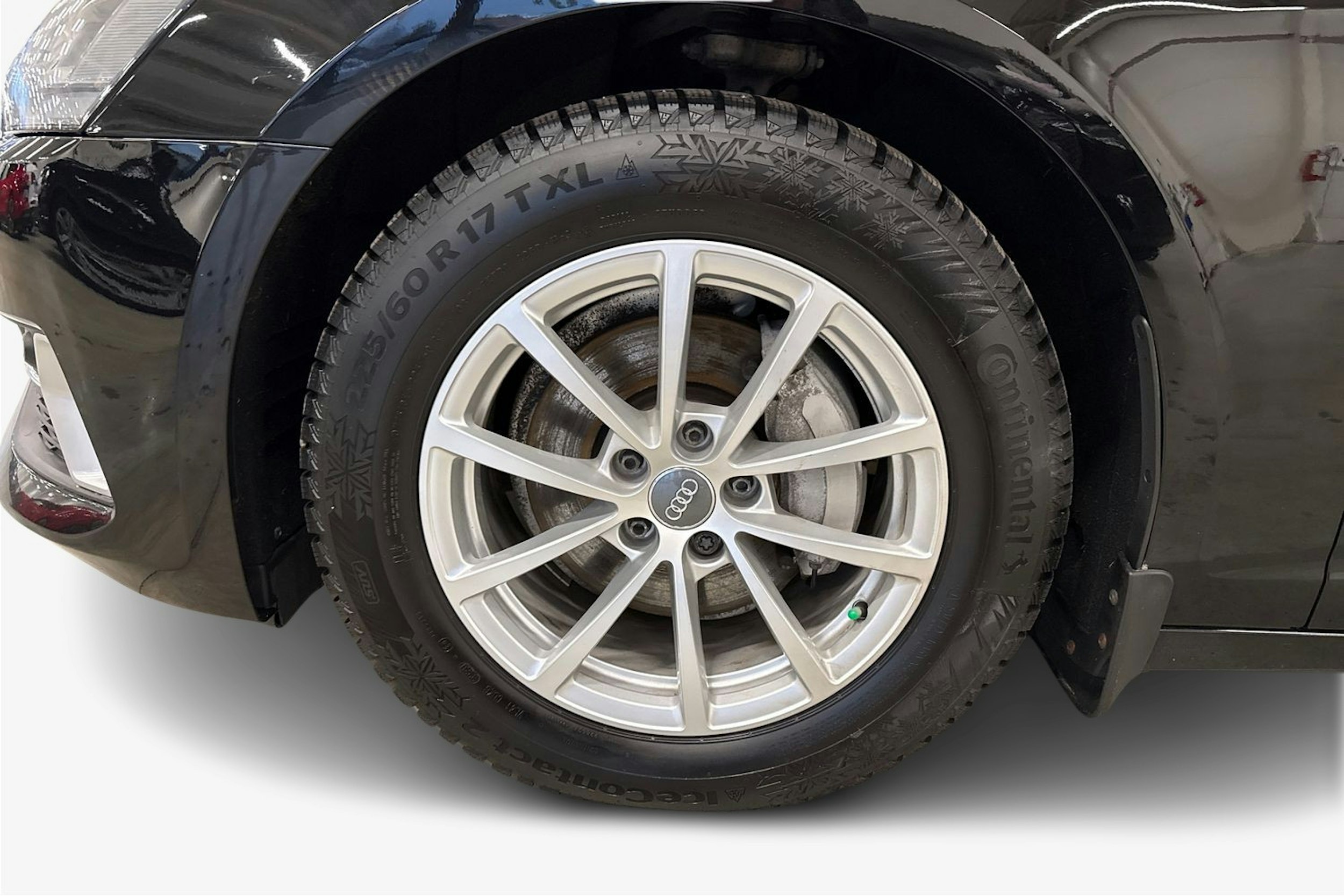 musta Audi A6 2019 kuva 11.