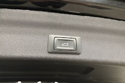 musta Audi A6 2019 kuva 15.