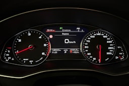 musta Audi A6 2019 kuva 22.