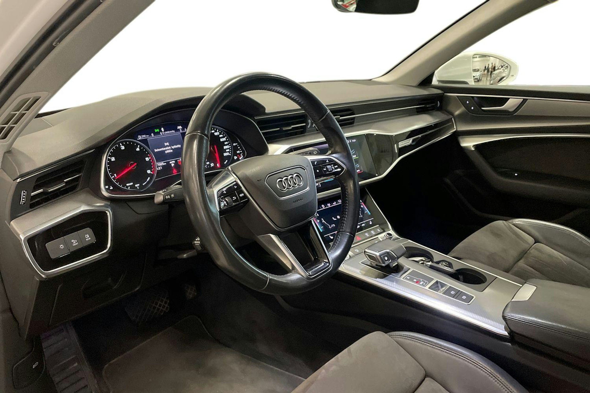 valkoinen Audi A6 2019 kuva 7.