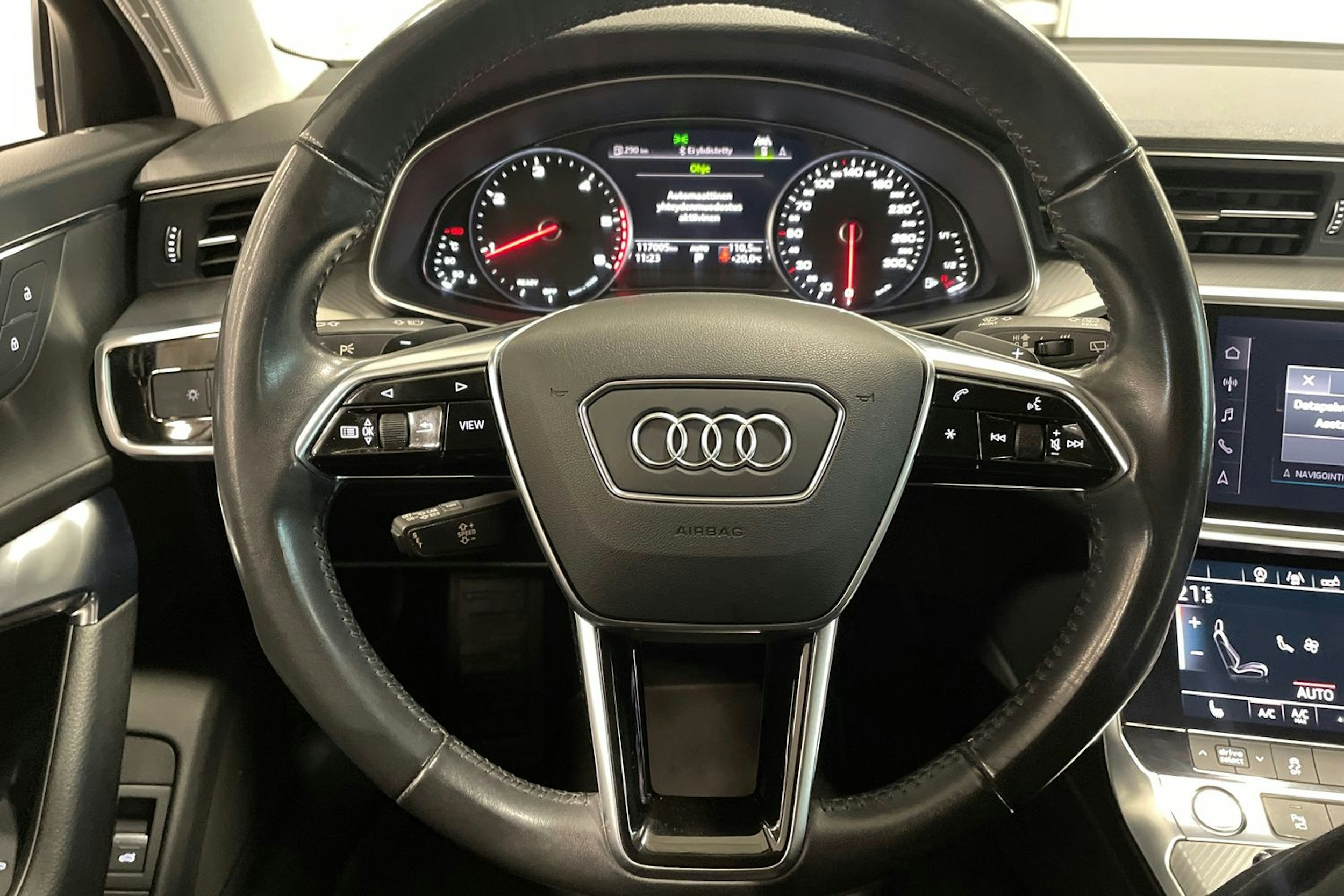valkoinen Audi A6 2019 kuva 14.