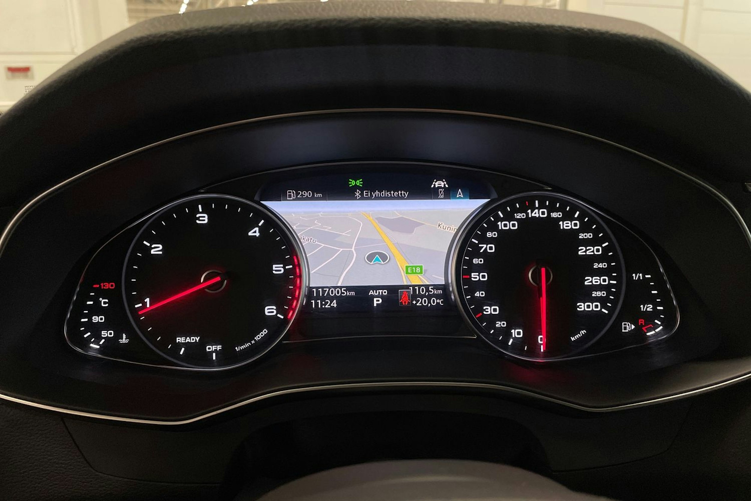 valkoinen Audi A6 2019 kuva 18.