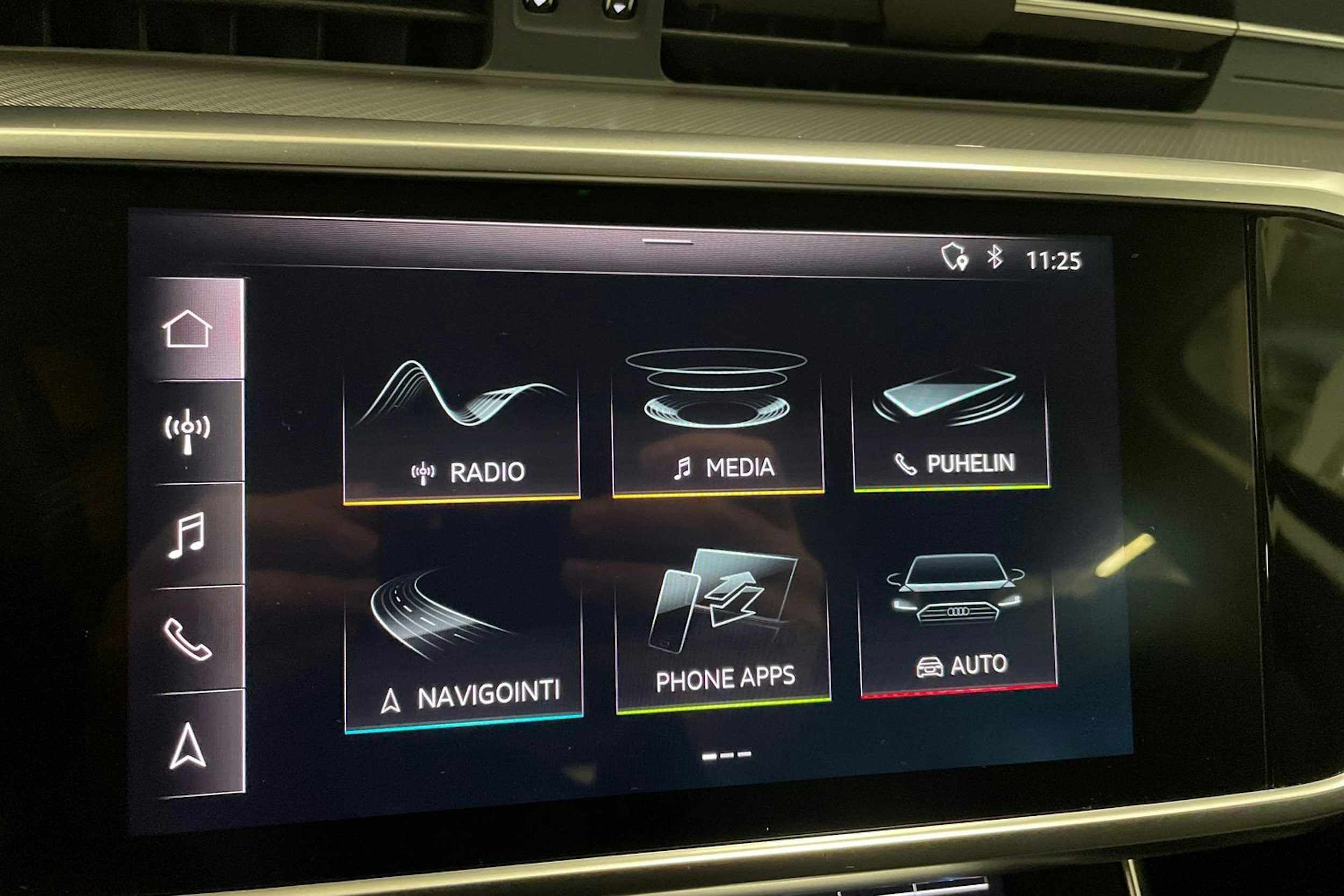 valkoinen Audi A6 2019 kuva 21.