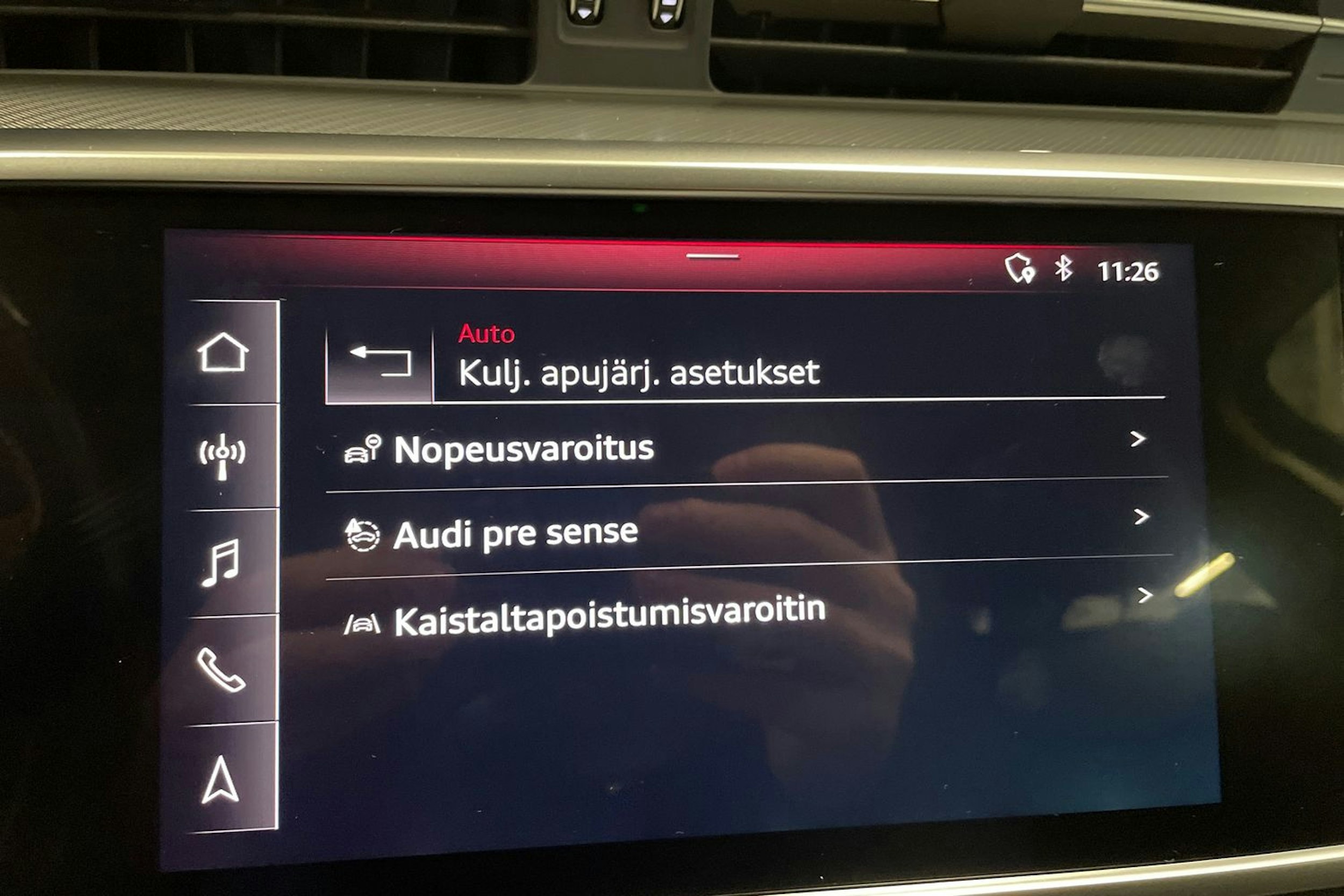 valkoinen Audi A6 2019 kuva 29.