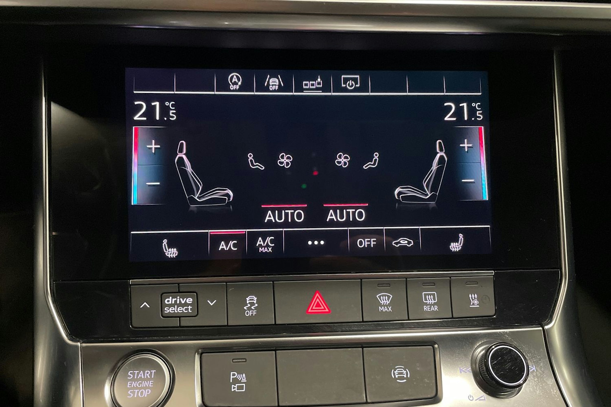 valkoinen Audi A6 2019 kuva 32.