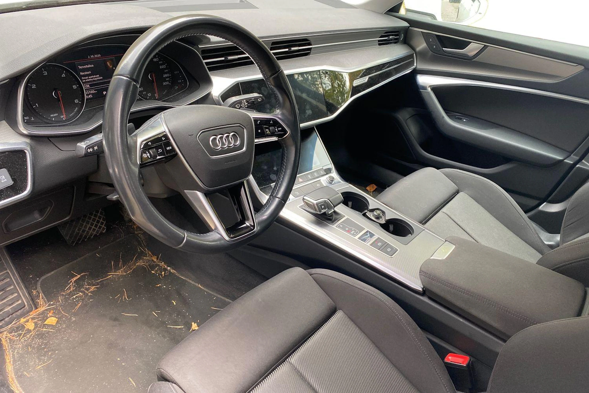 Valkoinen Audi A6 2019 kuva 3.