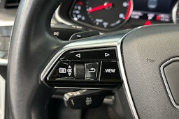valkoinen Audi A6 2019 kuva 19.