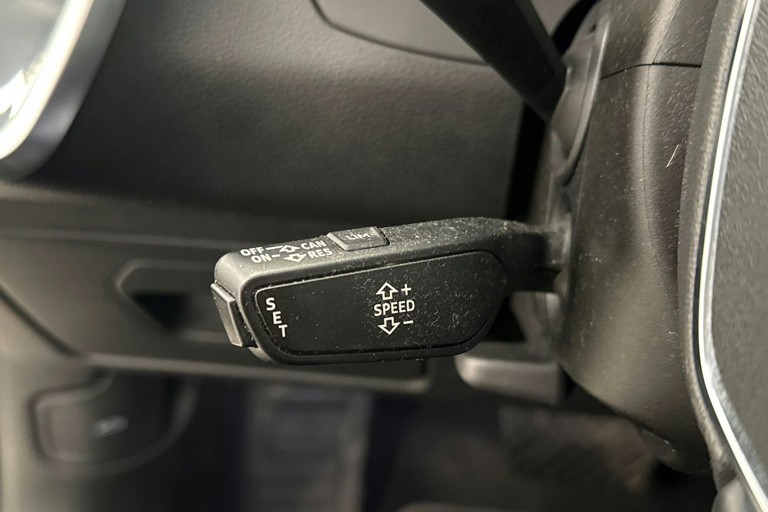 musta Audi A6 2019 kuva 22.