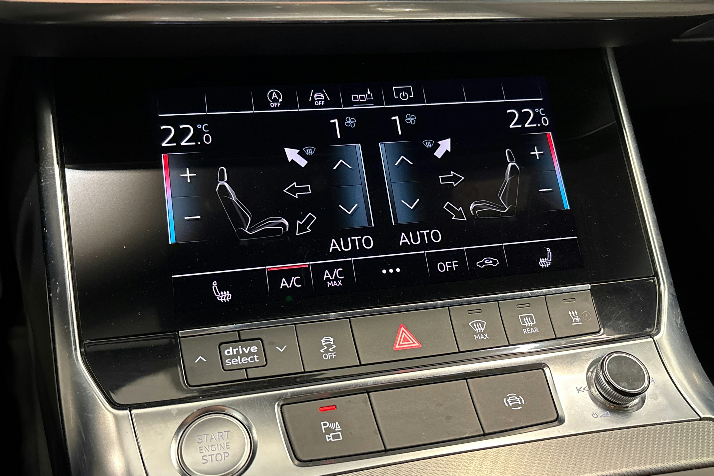 valkoinen Audi A6 2019 kuva 27.