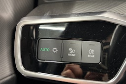 valkoinen Audi A6 2019 kuva 29.