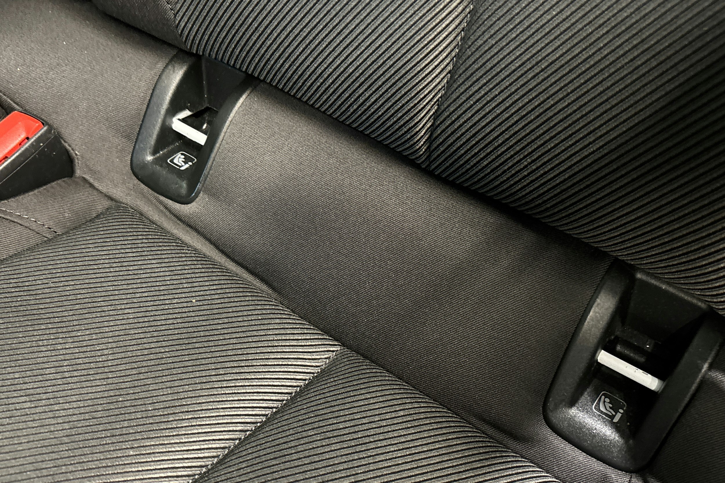 valkoinen Audi A6 2019 kuva 32.