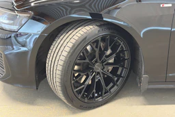 musta Audi A6 2019 kuva 13.