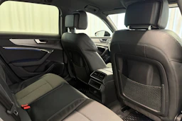 musta Audi A6 2019 kuva 17.