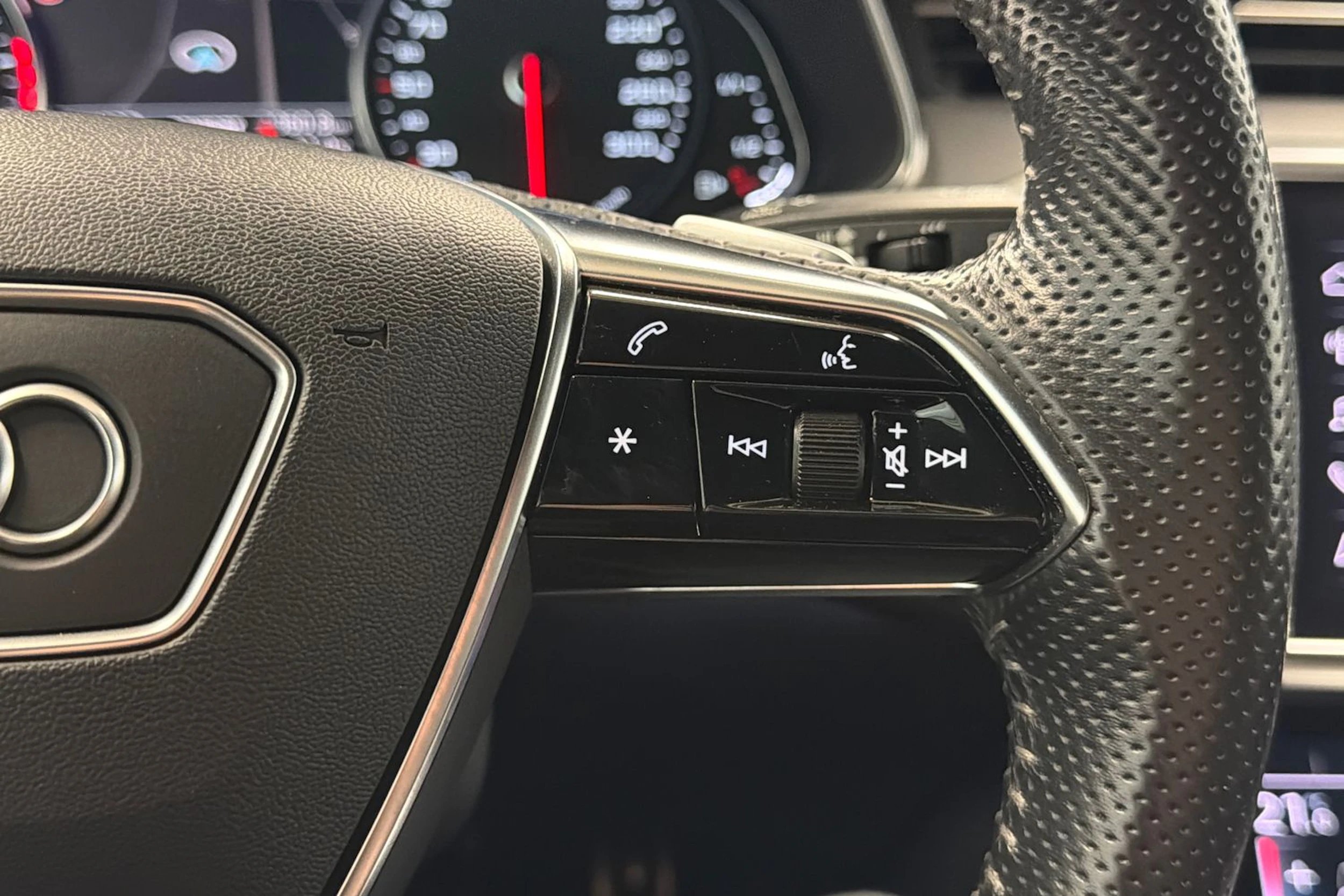 musta Audi A6 2019 kuva 24.