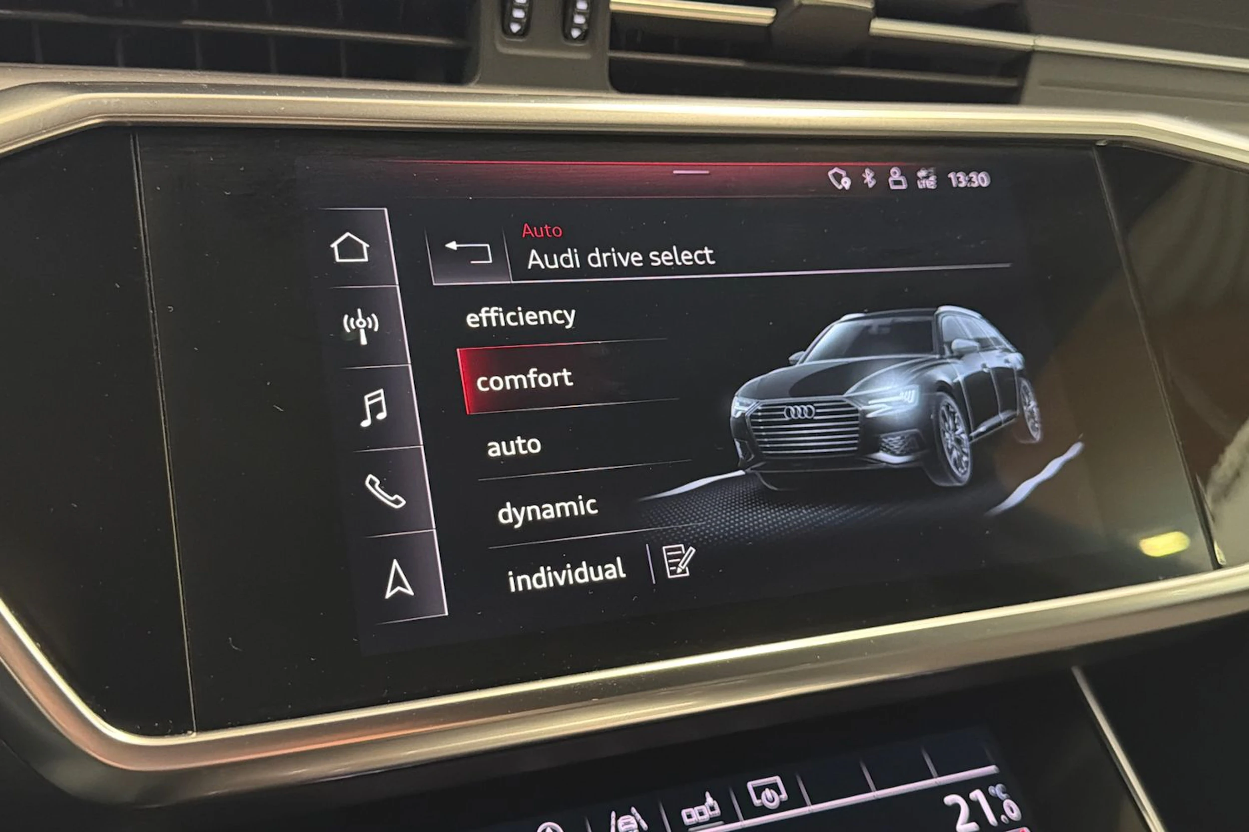 musta Audi A6 2019 kuva 28.