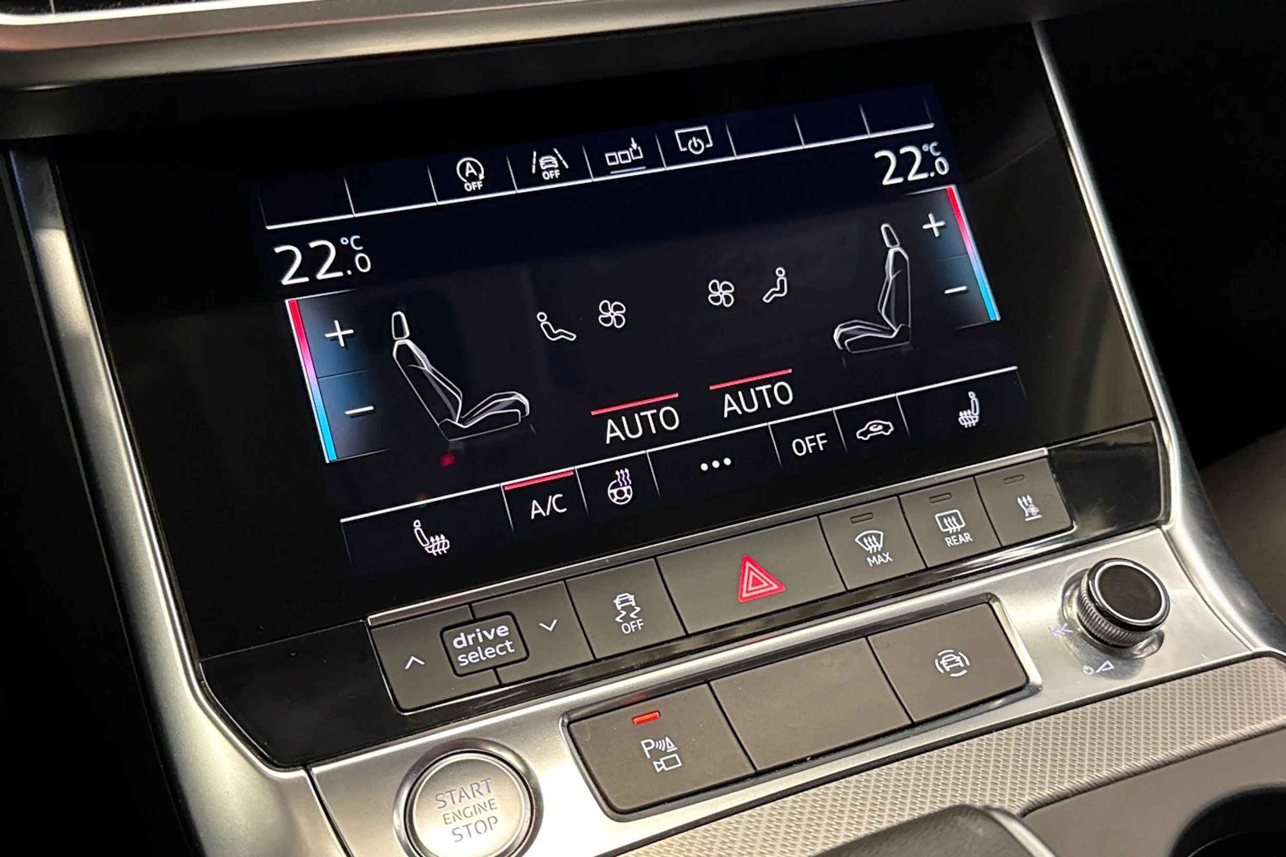 valkoinen Audi A6 2019 kuva 17.