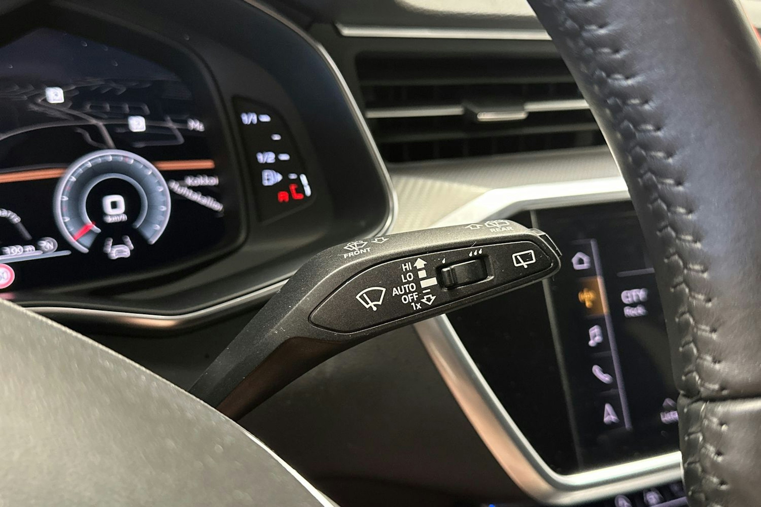 sininen Audi A6 2019 kuva 30.