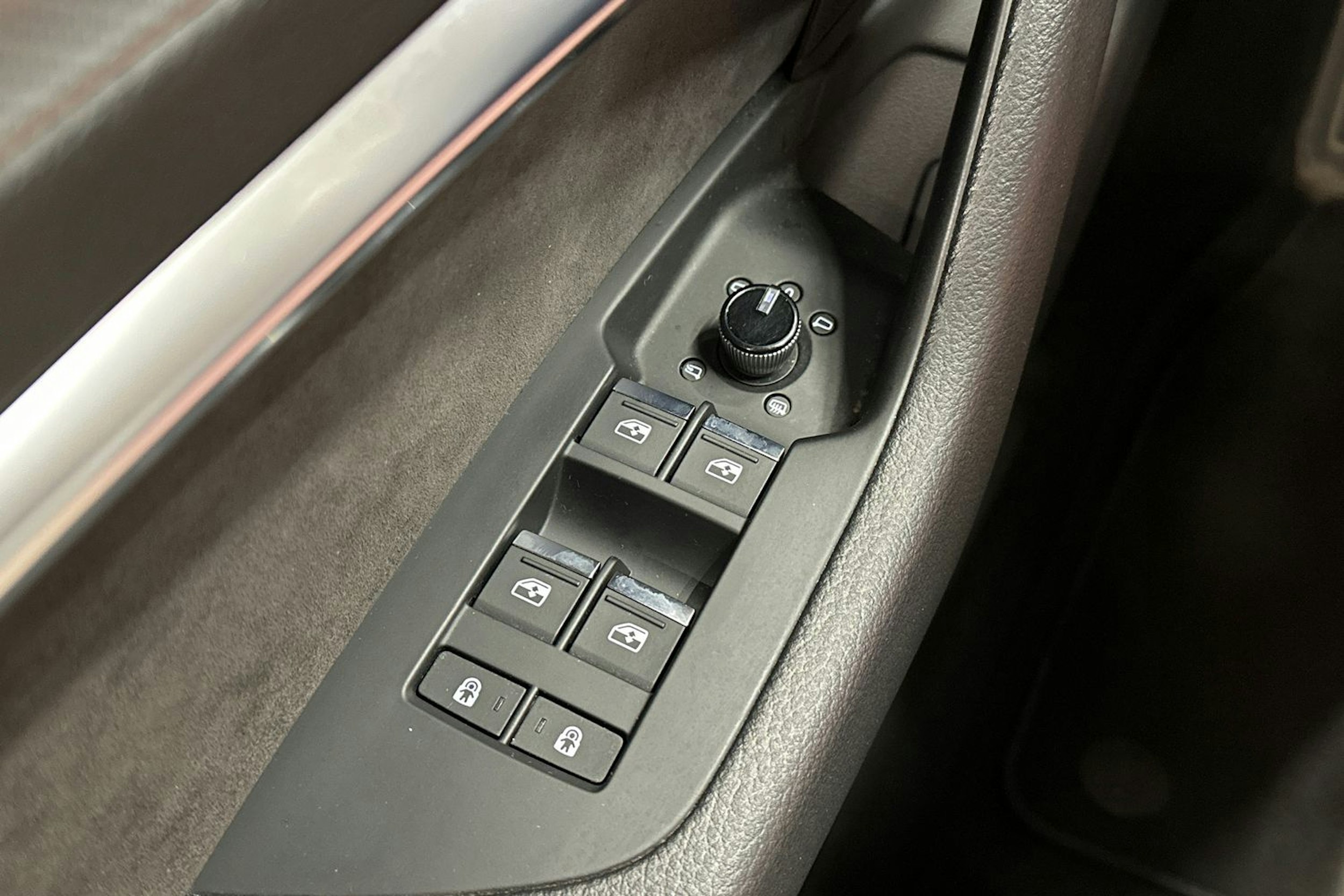 sininen Audi A6 2019 kuva 32.
