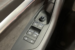 sininen Audi A6 2019 kuva 32.