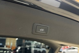 sininen Audi A6 2019 kuva 38.