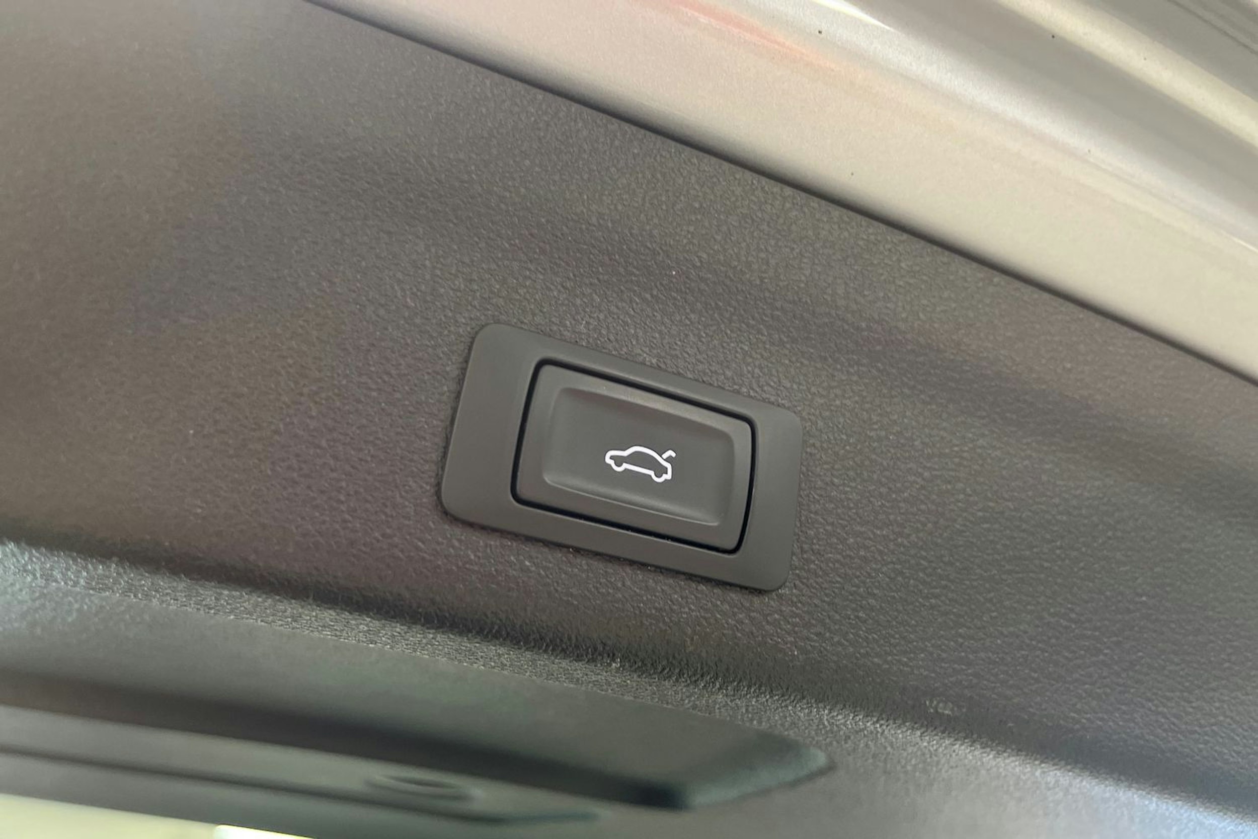 hopea Audi A6 2019 kuva 35.