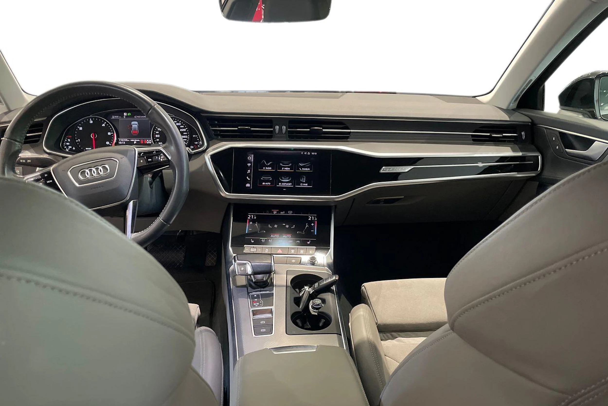 met. musta Audi A6 2019 kuva 7.