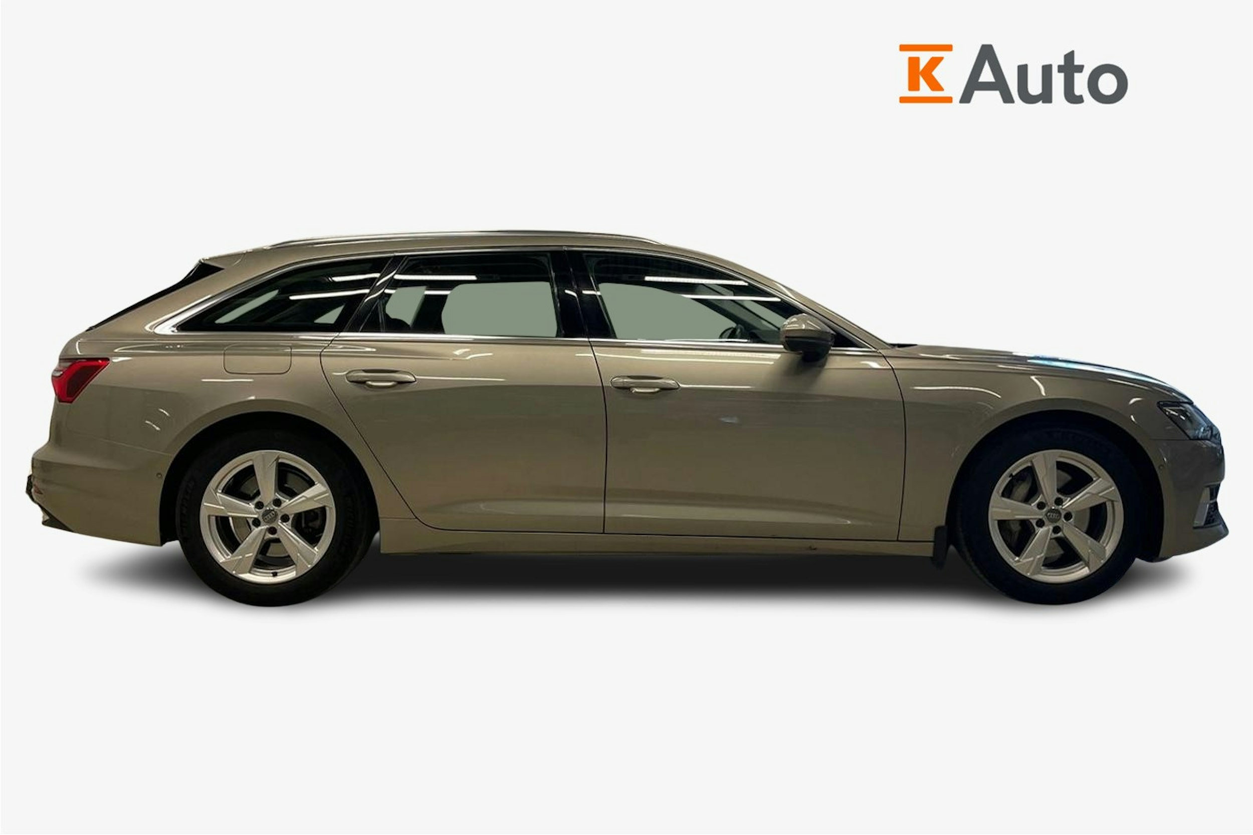 Ruskea (beige) Audi A6 2019 kuva 5.