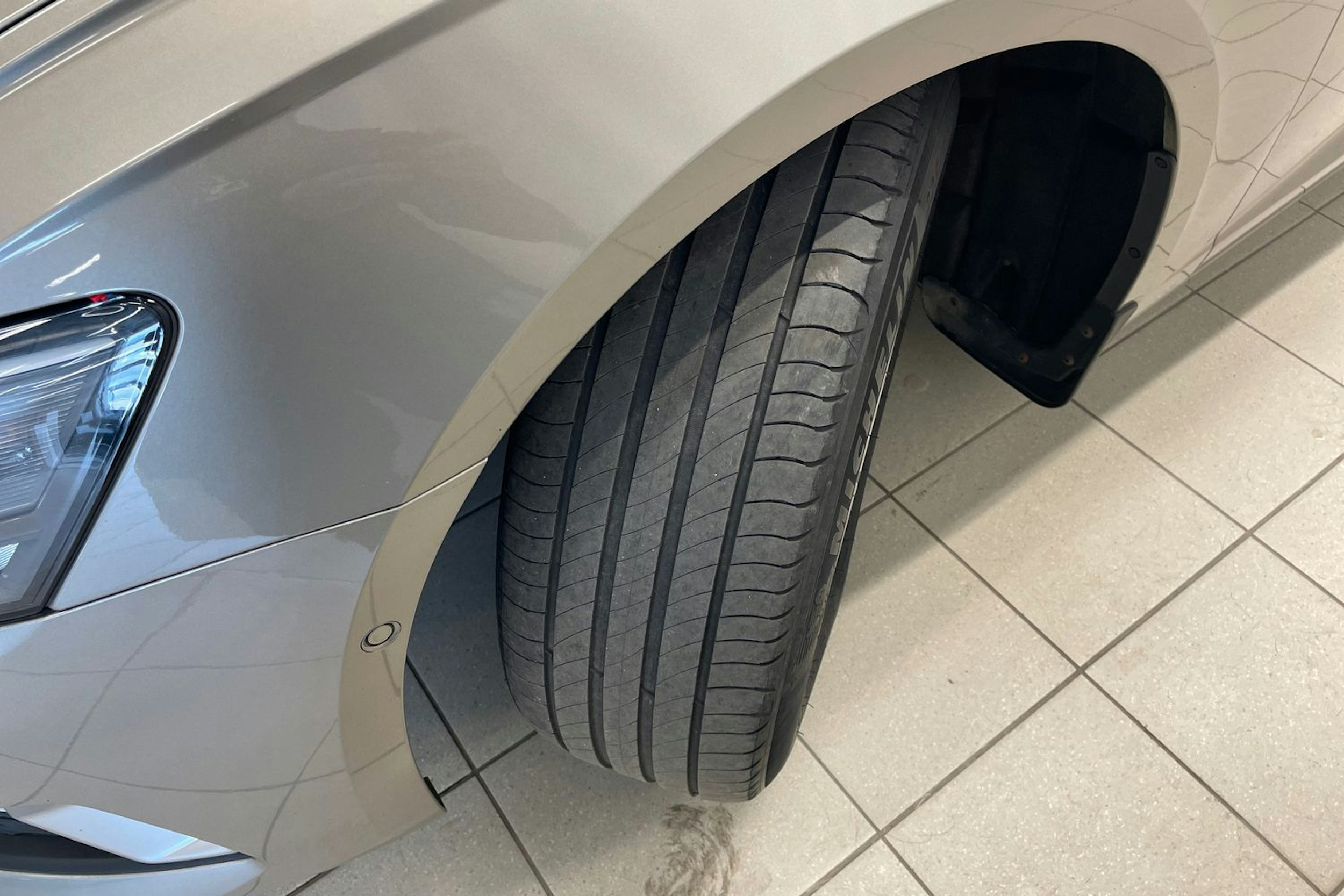Ruskea (beige) Audi A6 2019 kuva 10.