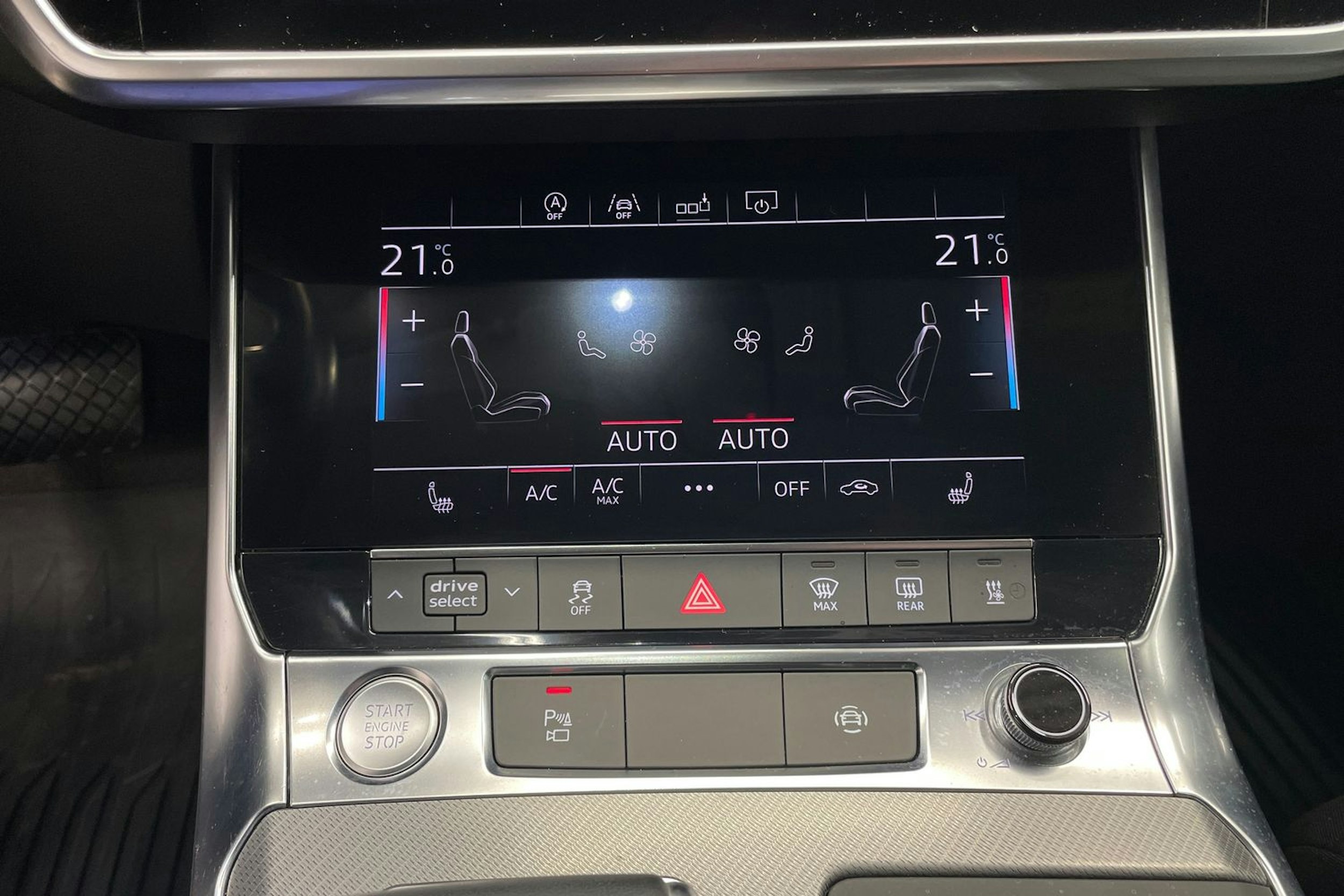 Ruskea (beige) Audi A6 2019 kuva 15.