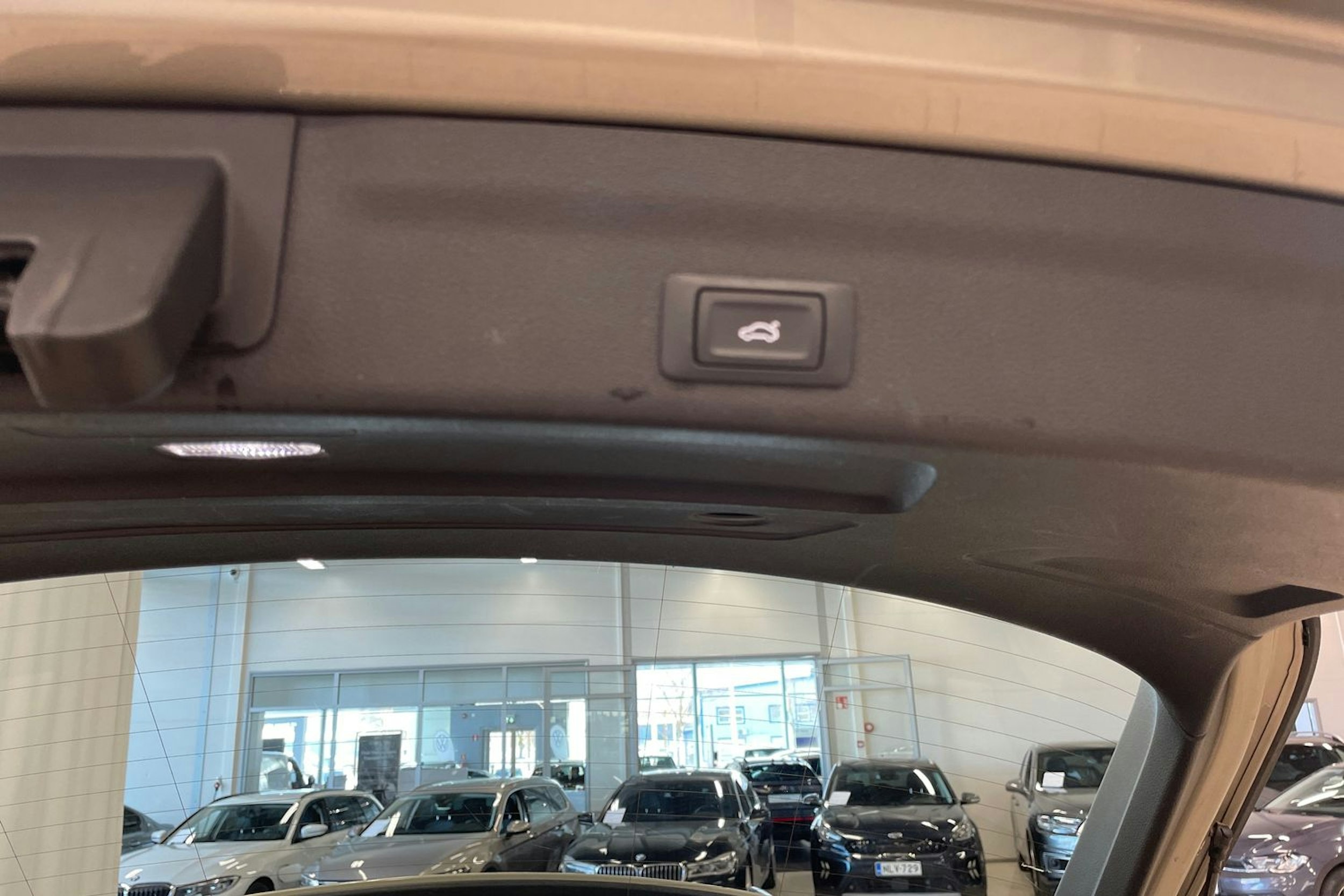 Ruskea (beige) Audi A6 2019 kuva 19.