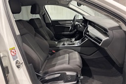 valkoinen Audi A6 2019 kuva 17.