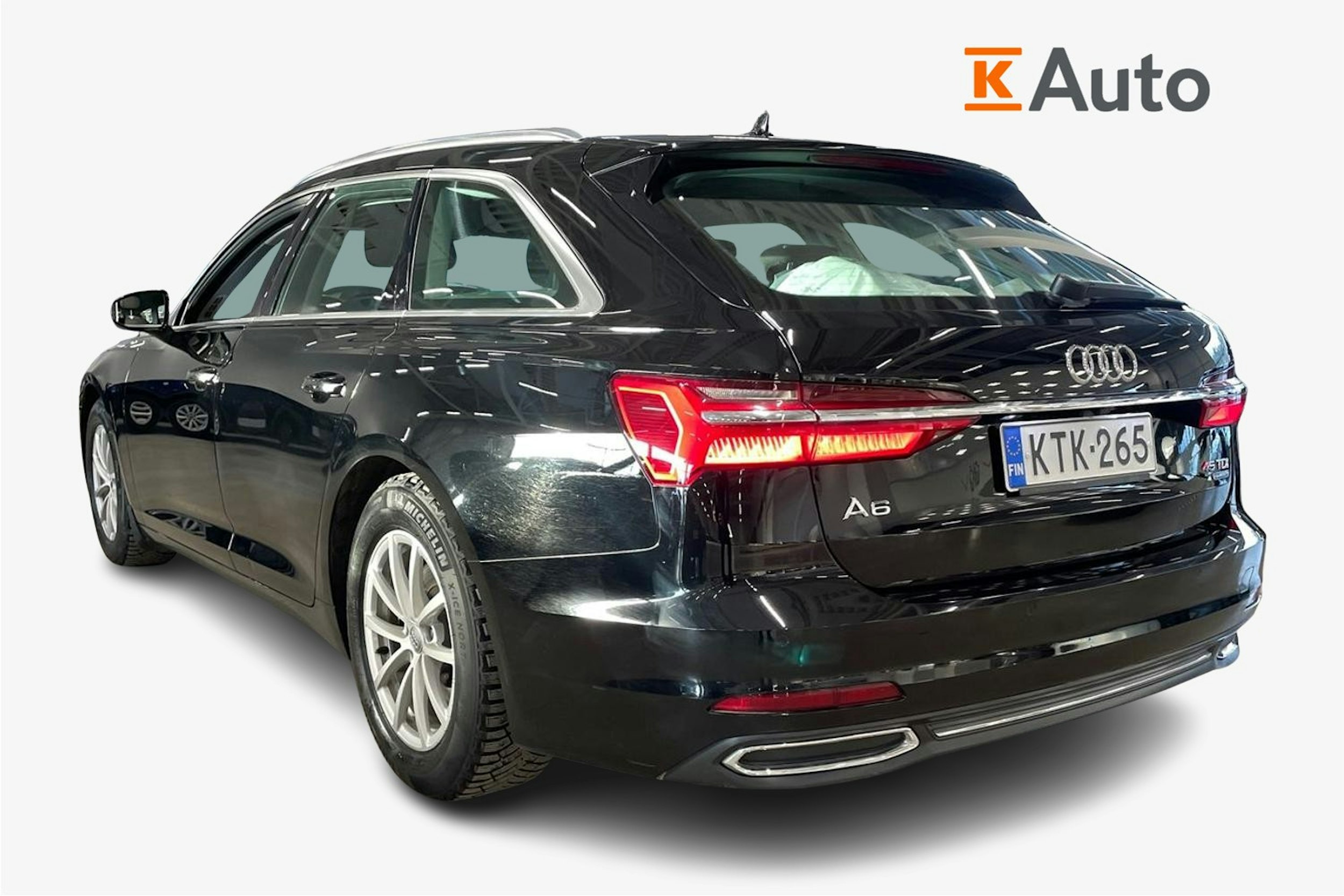 musta Audi A6 2019 kuva 2.
