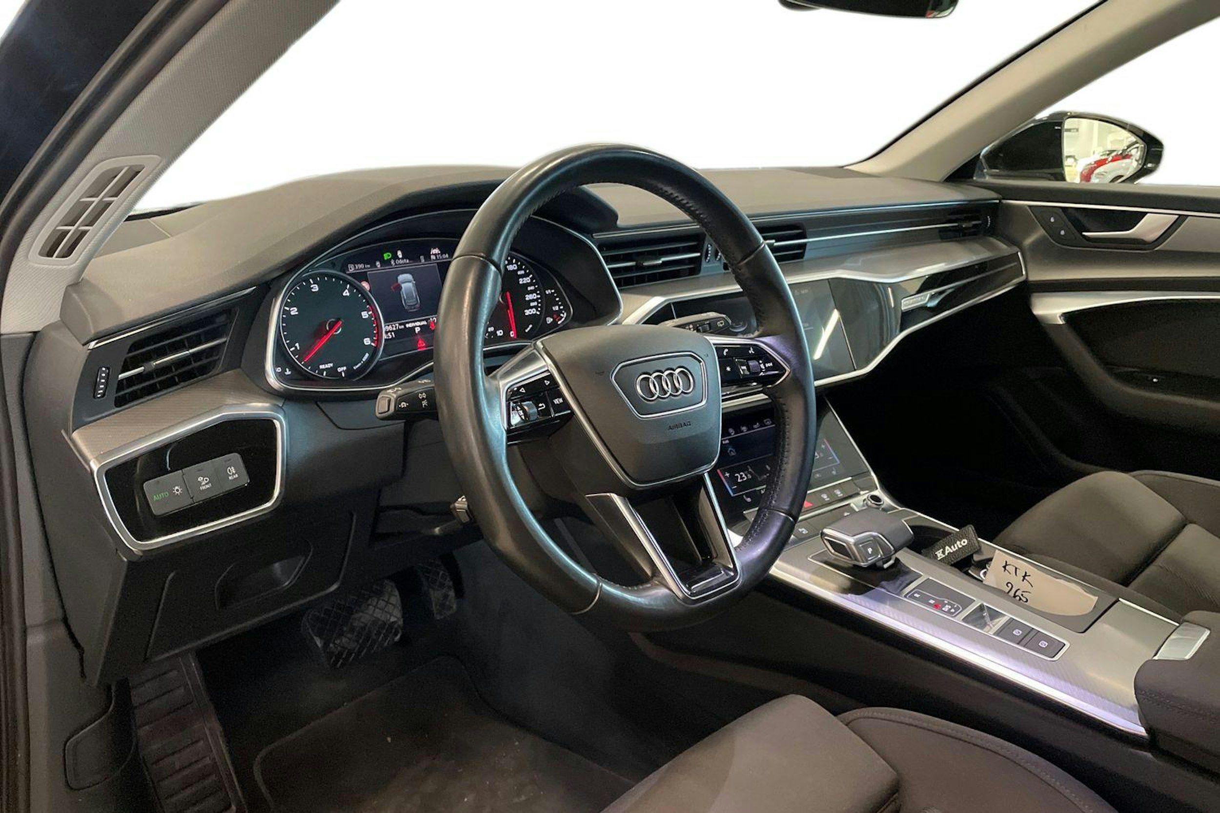 musta Audi A6 2019 kuva 7.