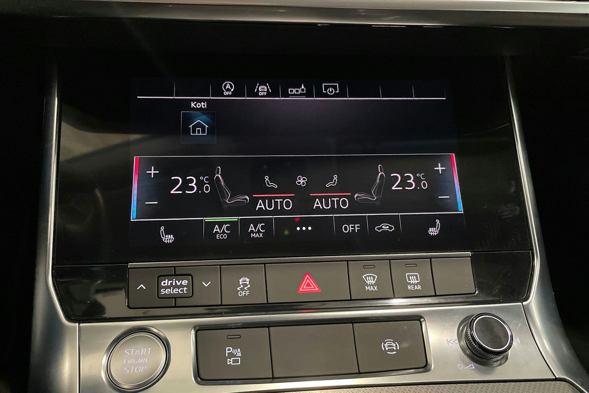 musta Audi A6 2019 kuva 34.