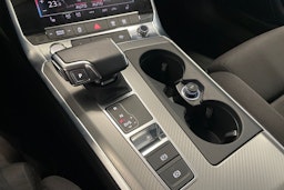 musta Audi A6 2019 kuva 35.