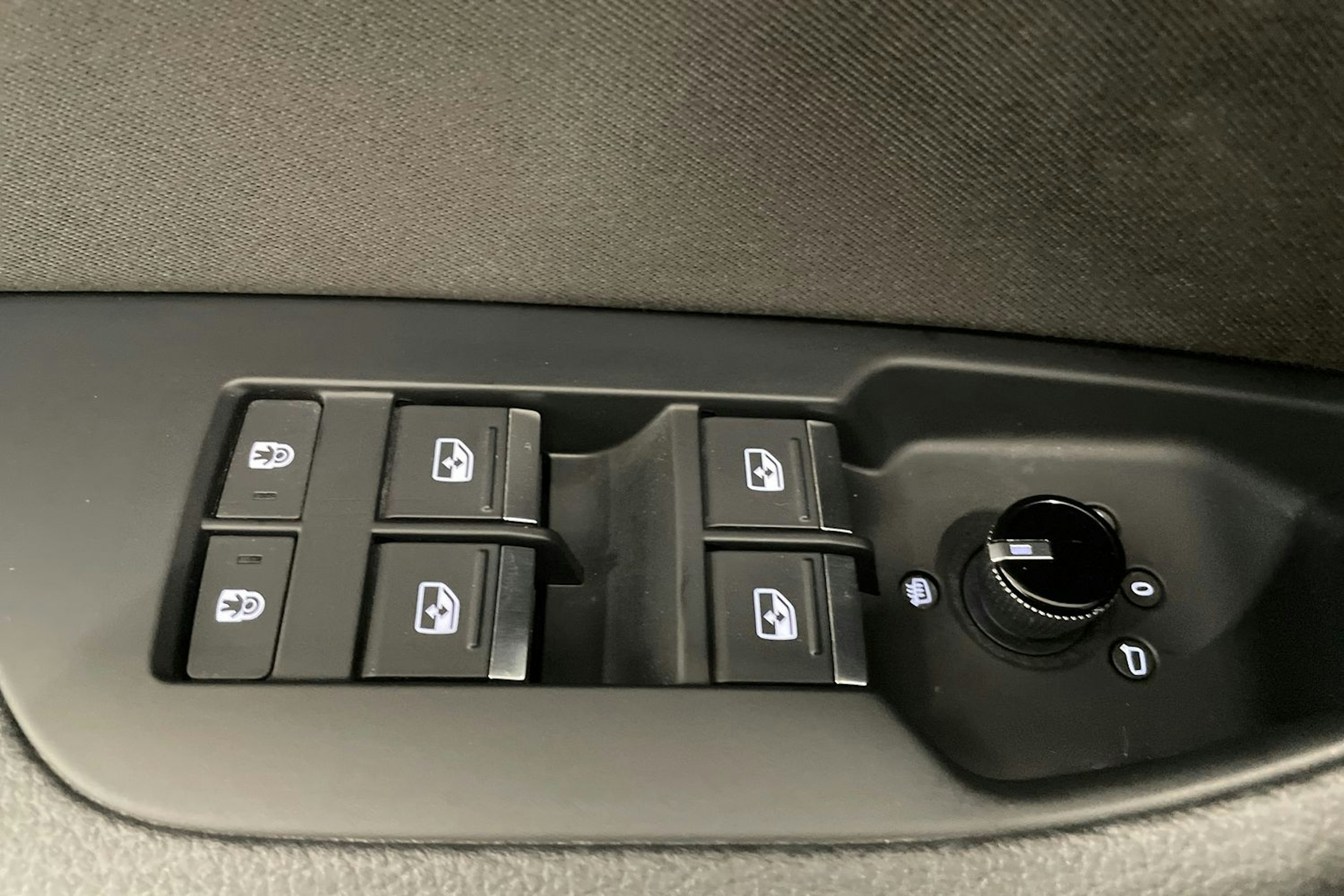 musta Audi A6 2019 kuva 37.