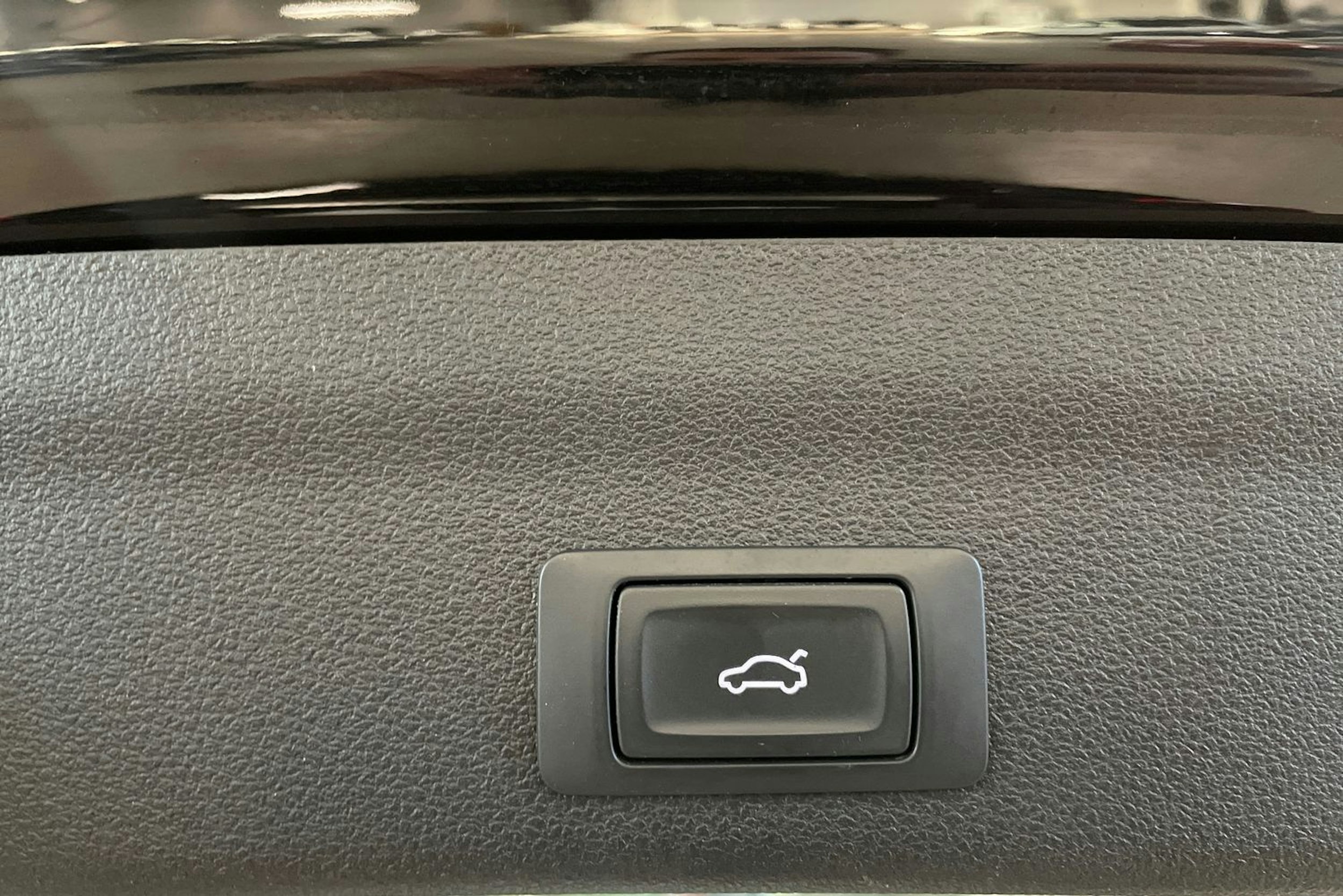 musta Audi A6 2019 kuva 41.