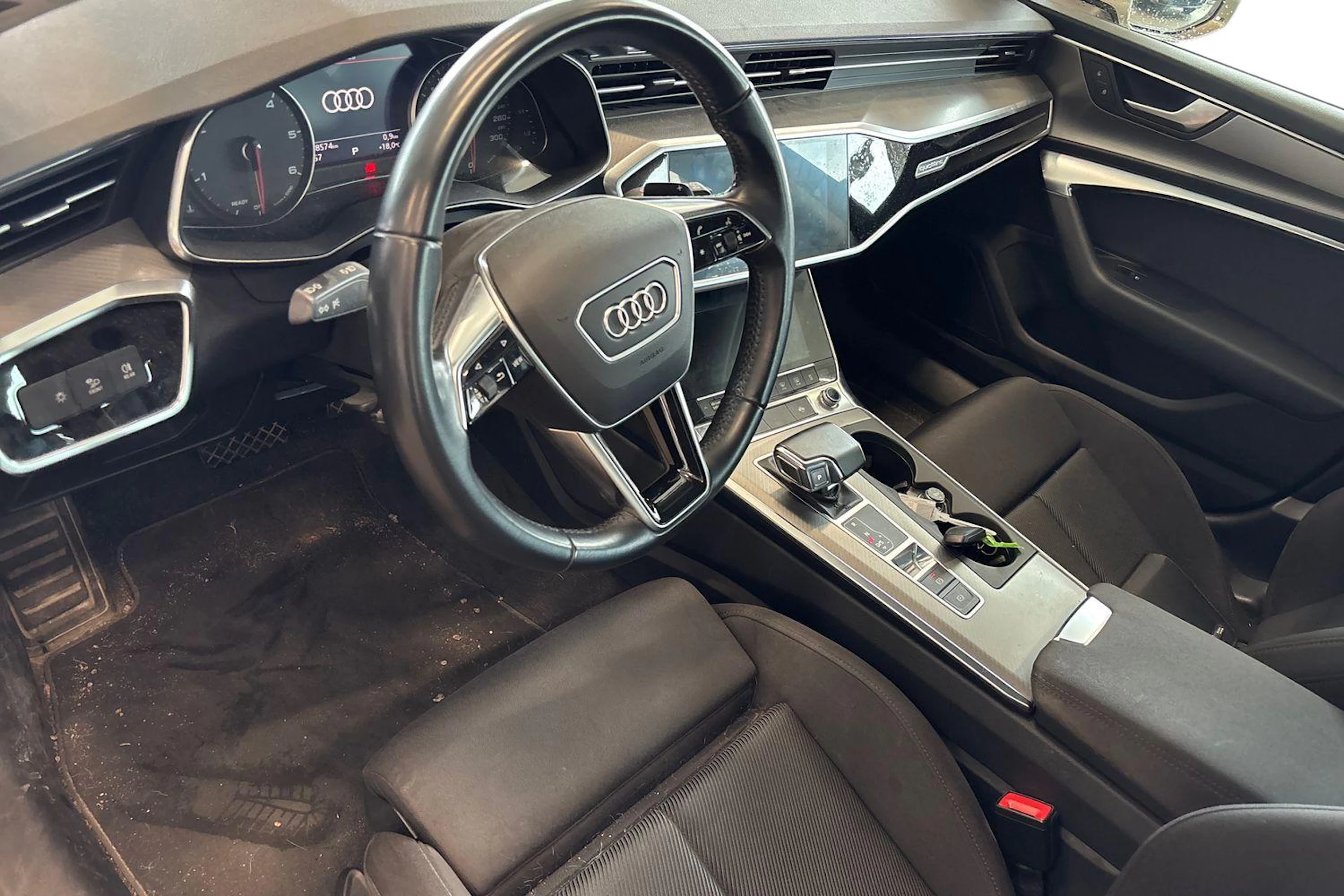 Ruskea (beige) Audi A6 2019 kuva 3.